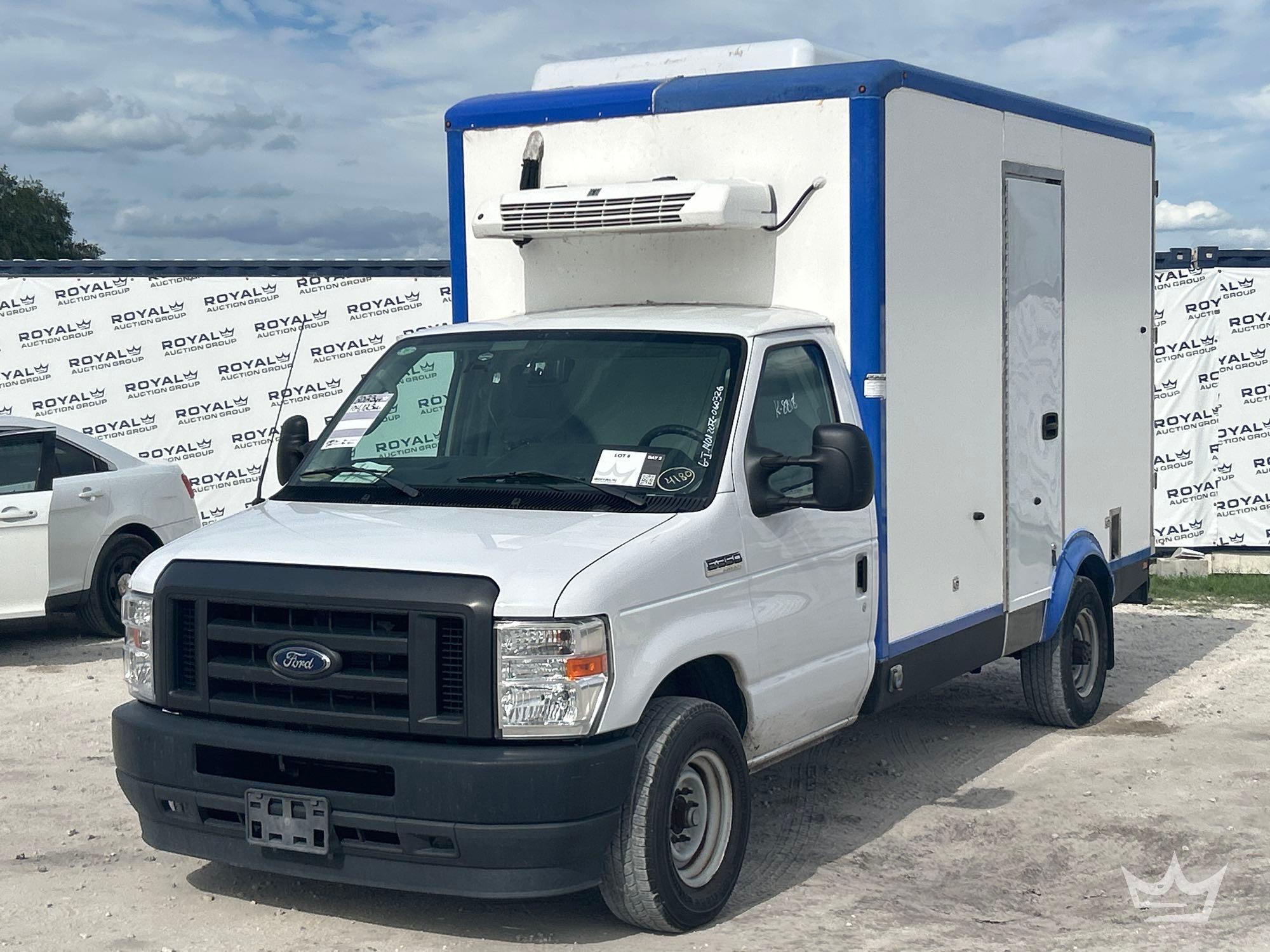 Photo of a 2023 Ford E350