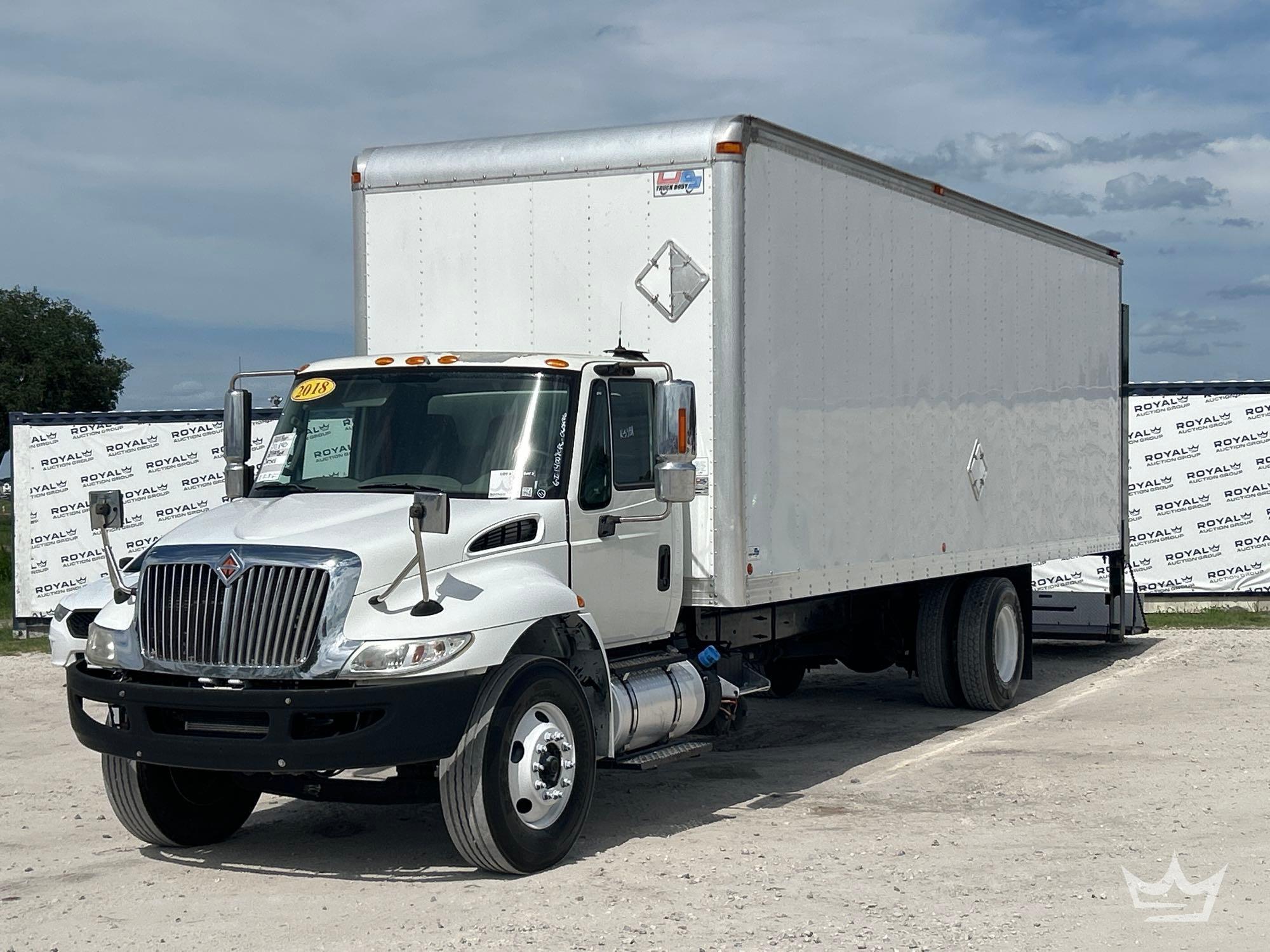 Photo of a 2018 International DuraStar 4300