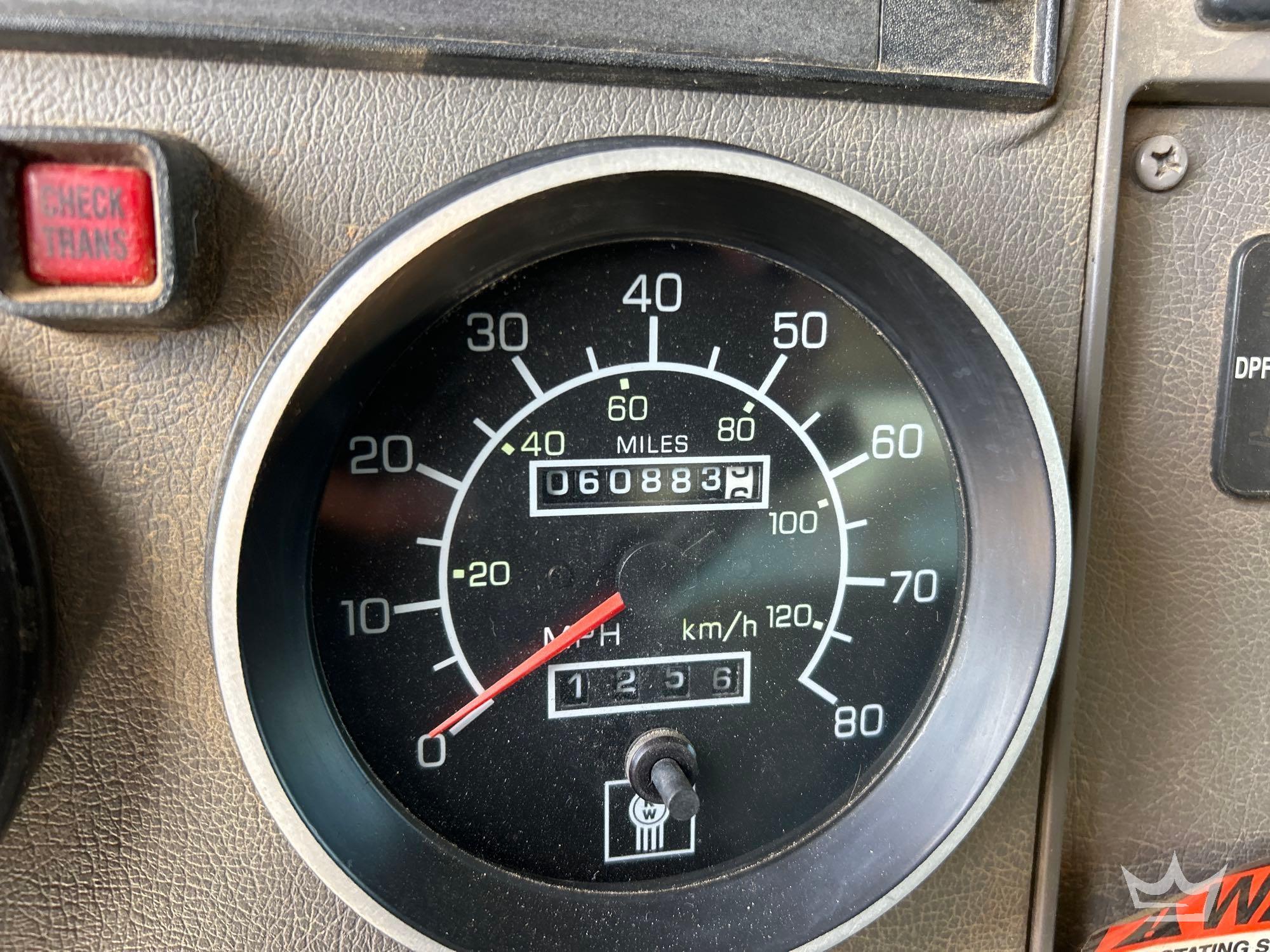 2009 Kenworth T300