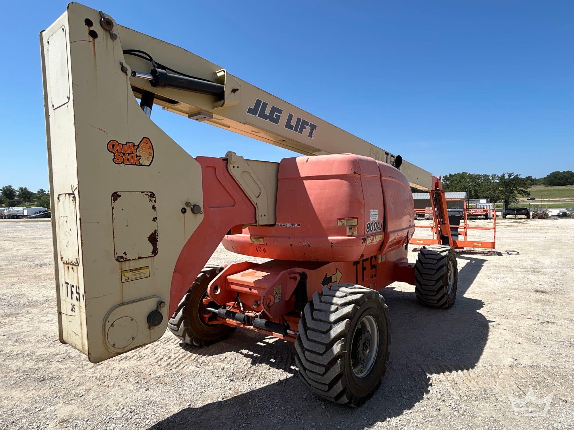 2008 JLG 800AJ