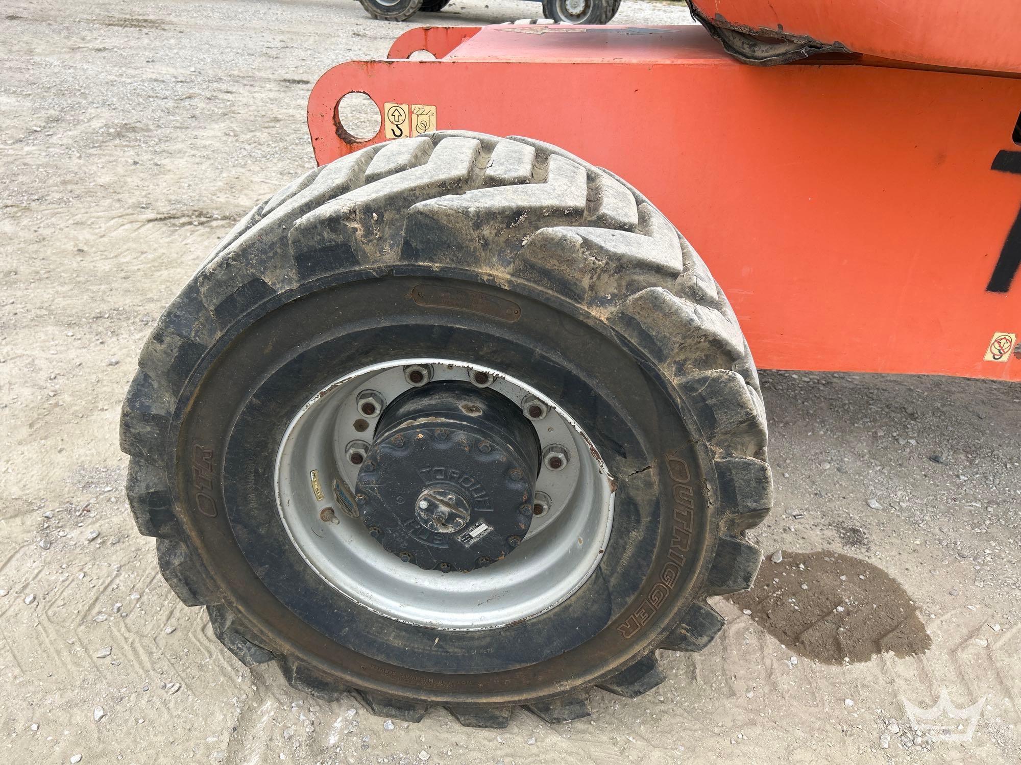 2008 JLG 800AJ