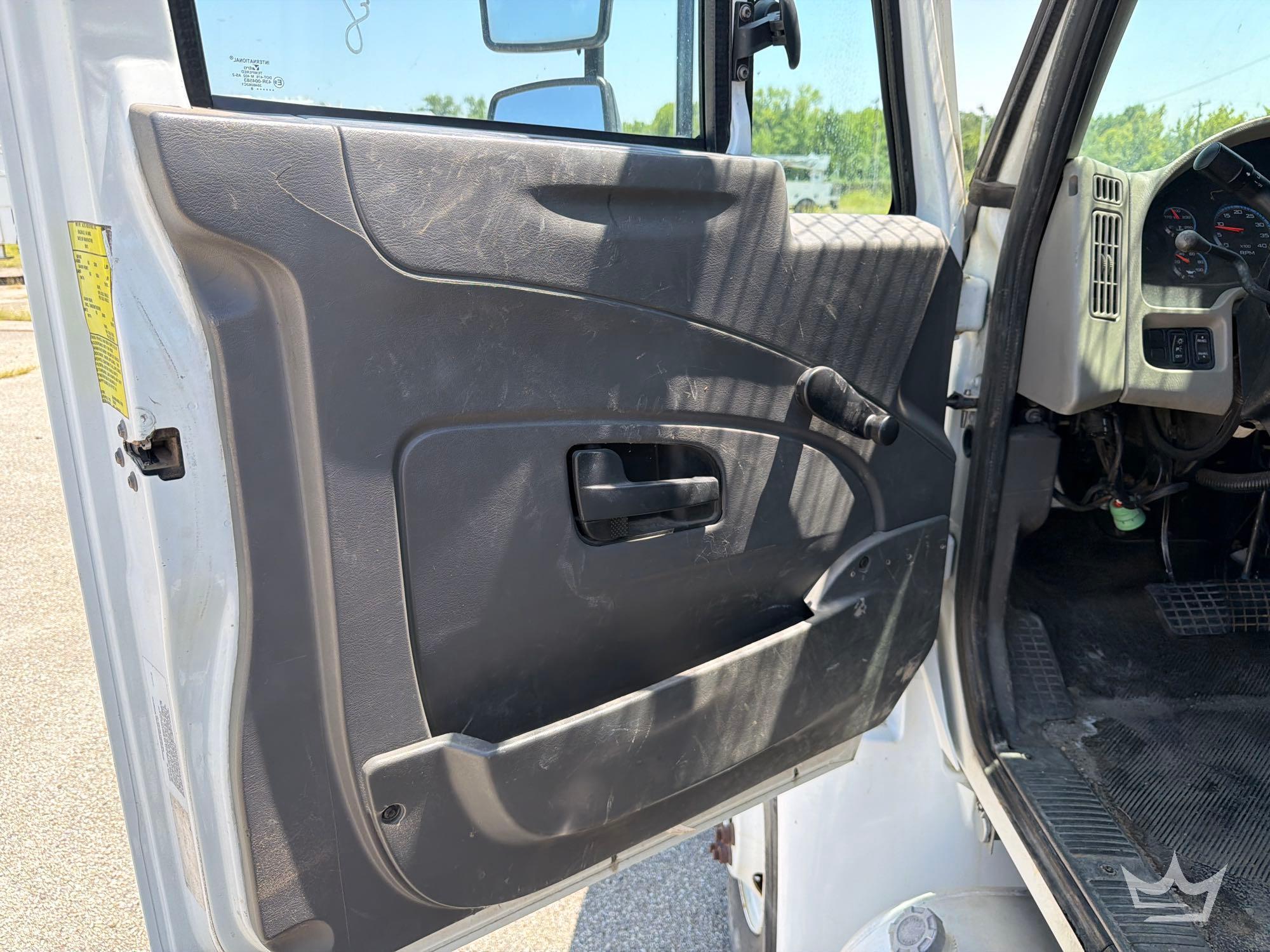 2013 International DuraStar 4300