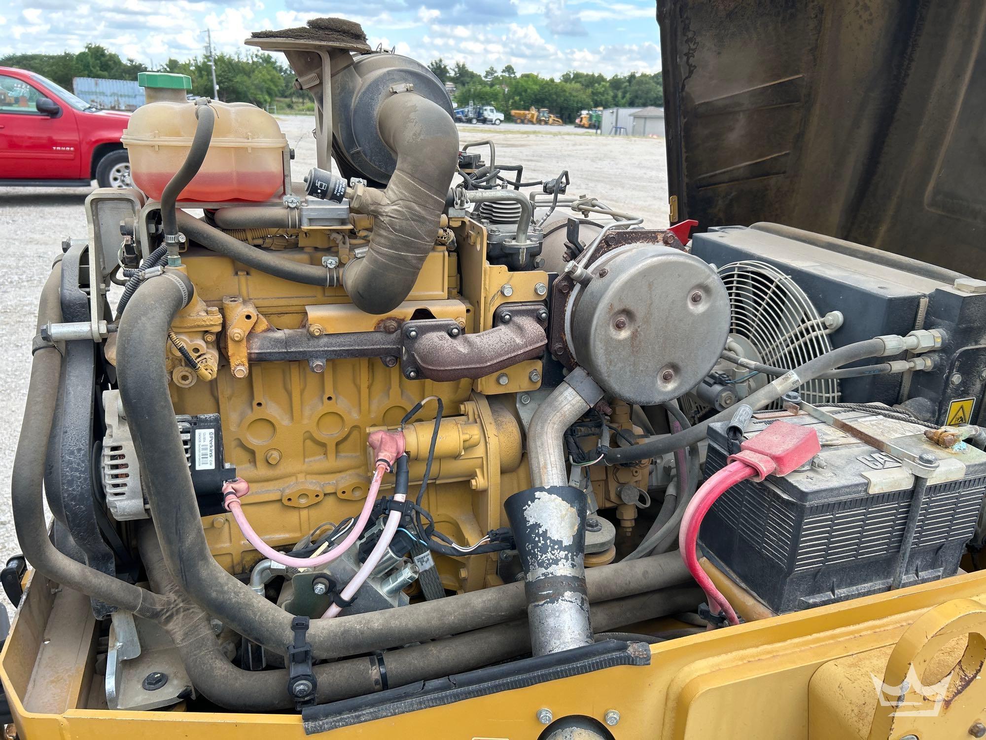 2014 Caterpillar CB-34