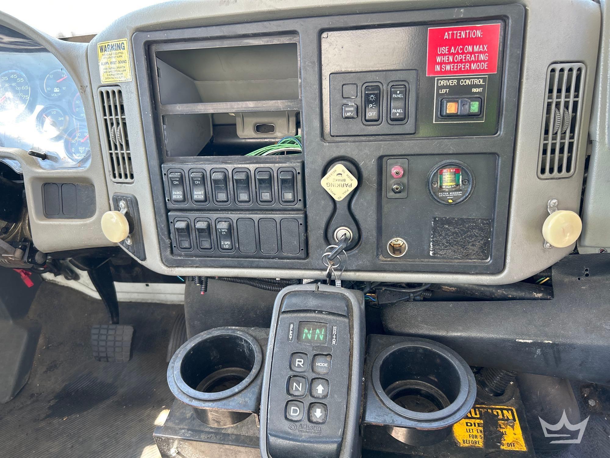 2010 International 4300