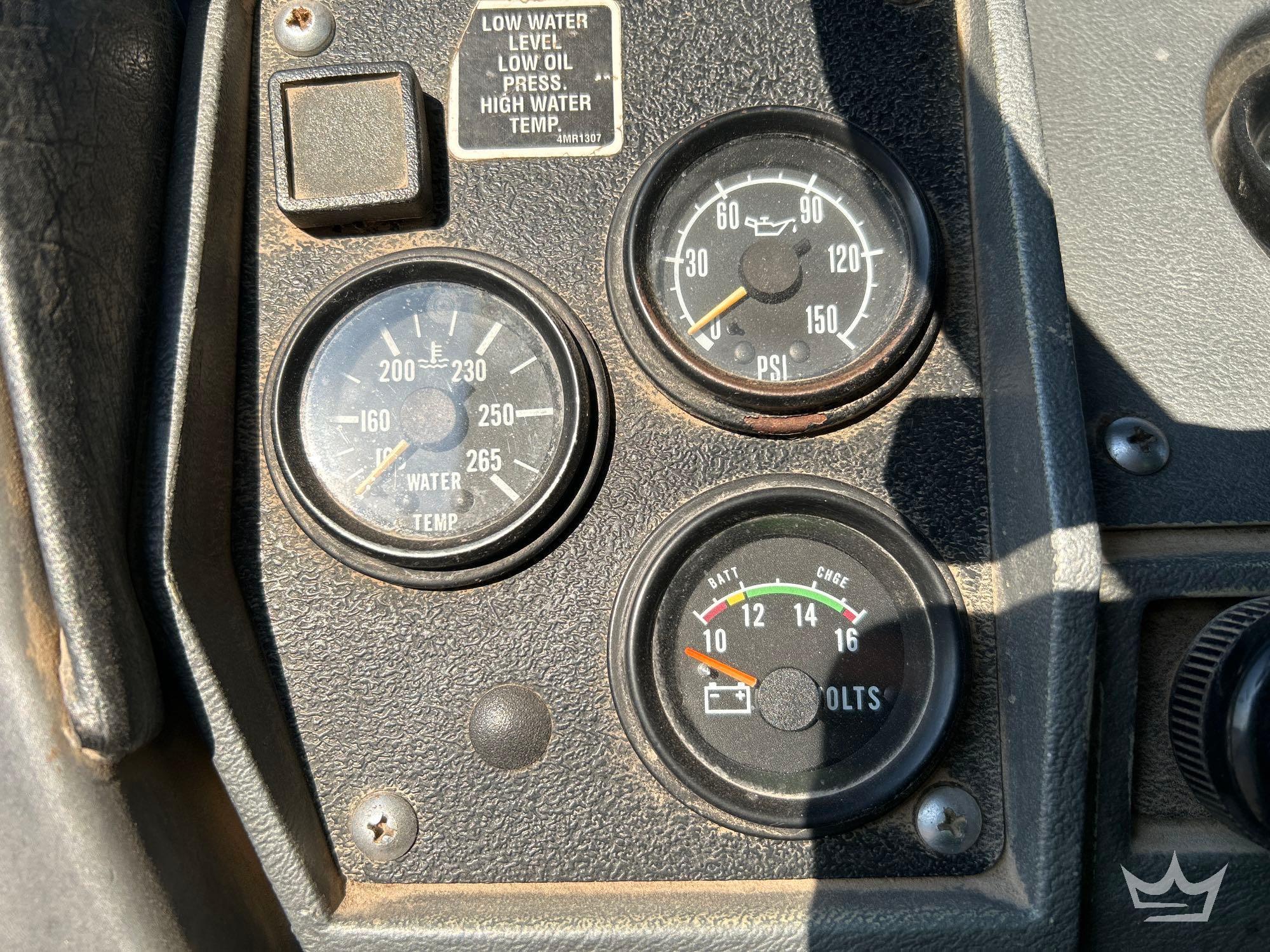1994 Mack DM690S