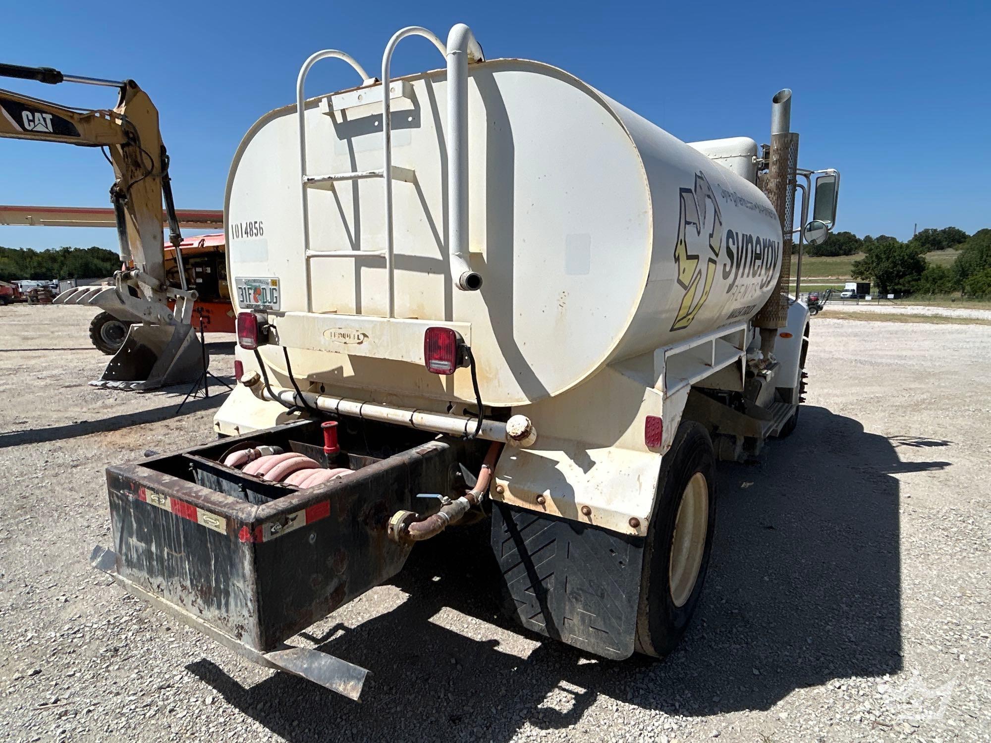 2017 Peterbilt 337