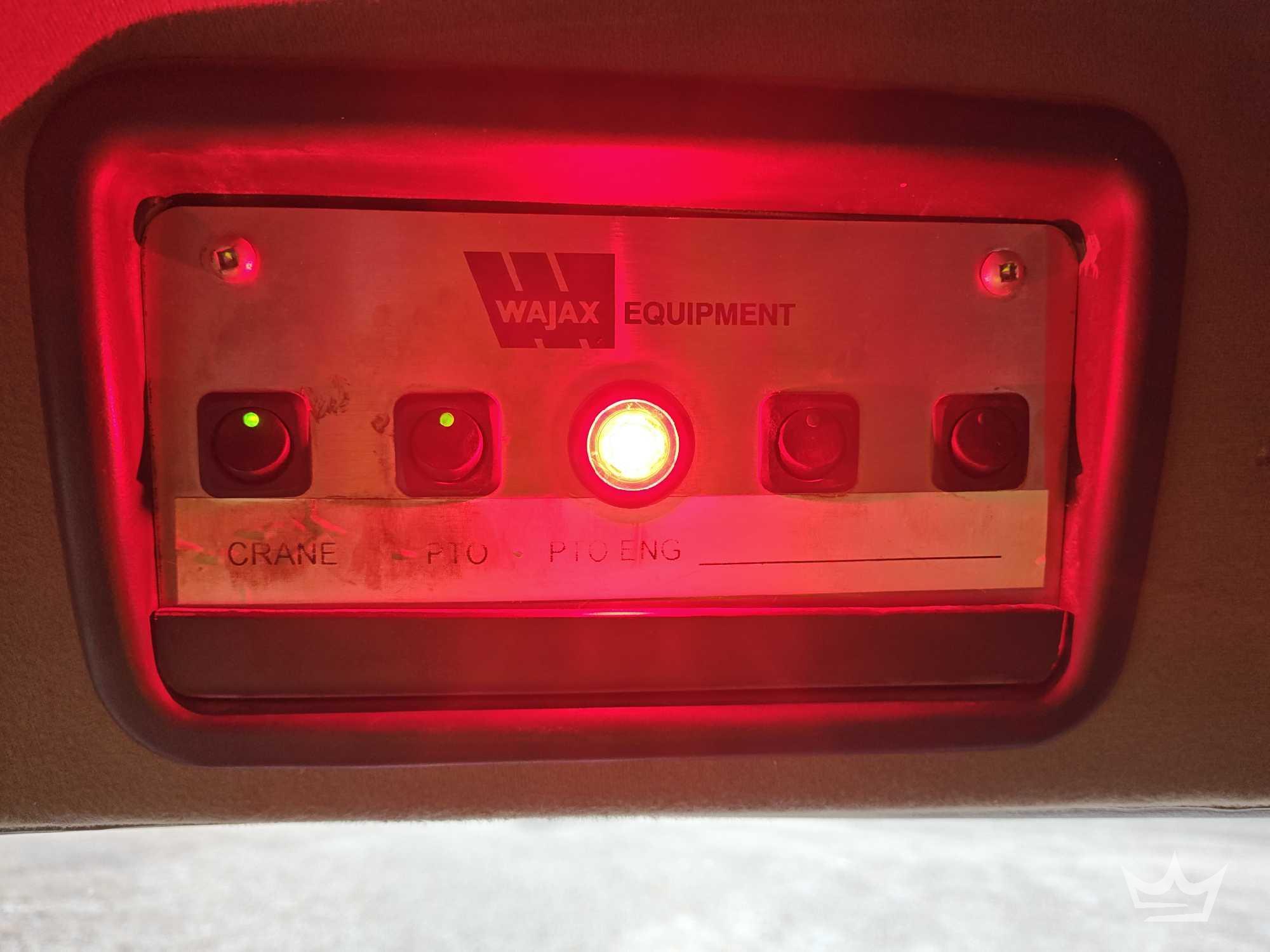 2014 Freightliner M2 106