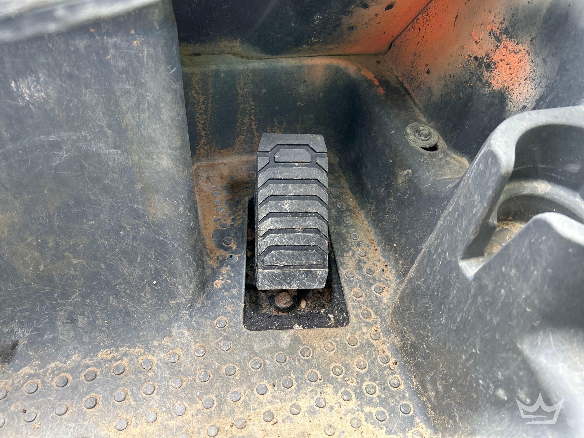 2022 John Deere 325G