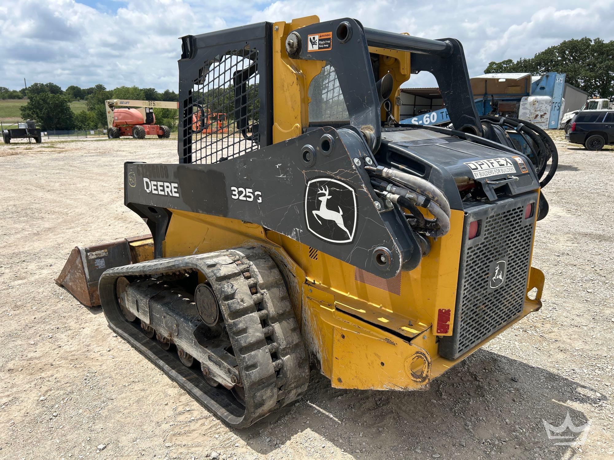 2022 John Deere 325G