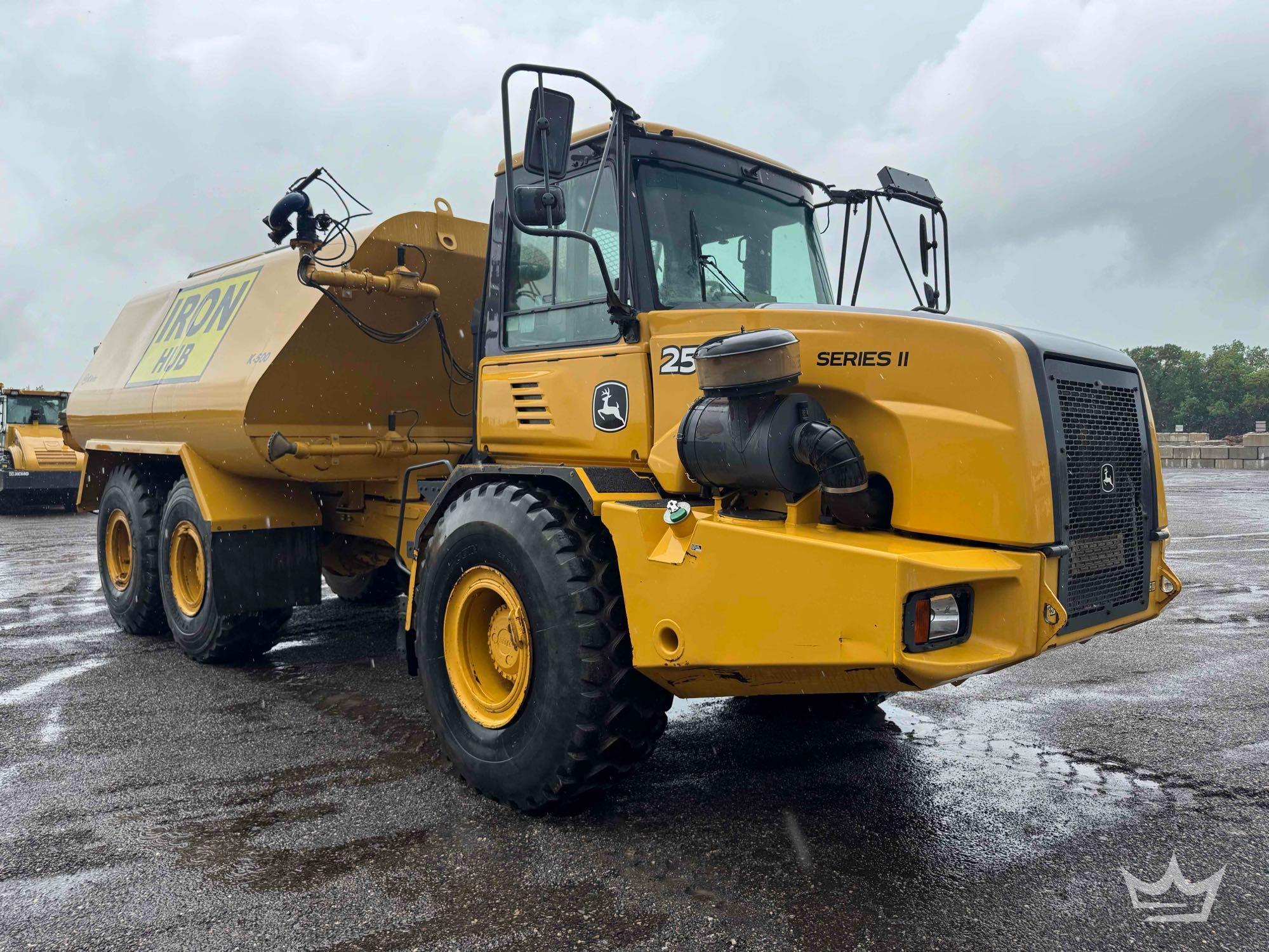 2013 John Deere 250D