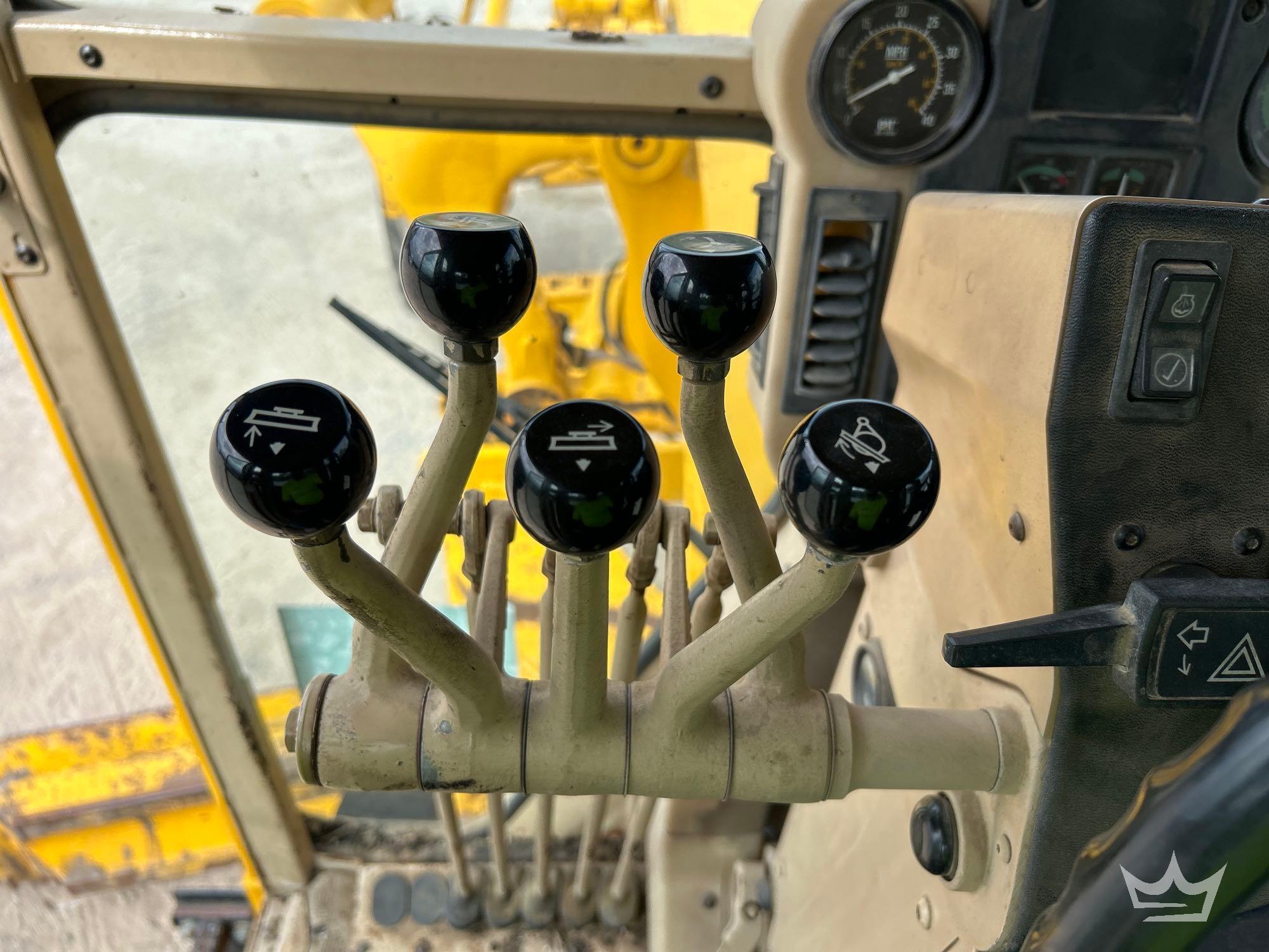 2002 Caterpillar 120H