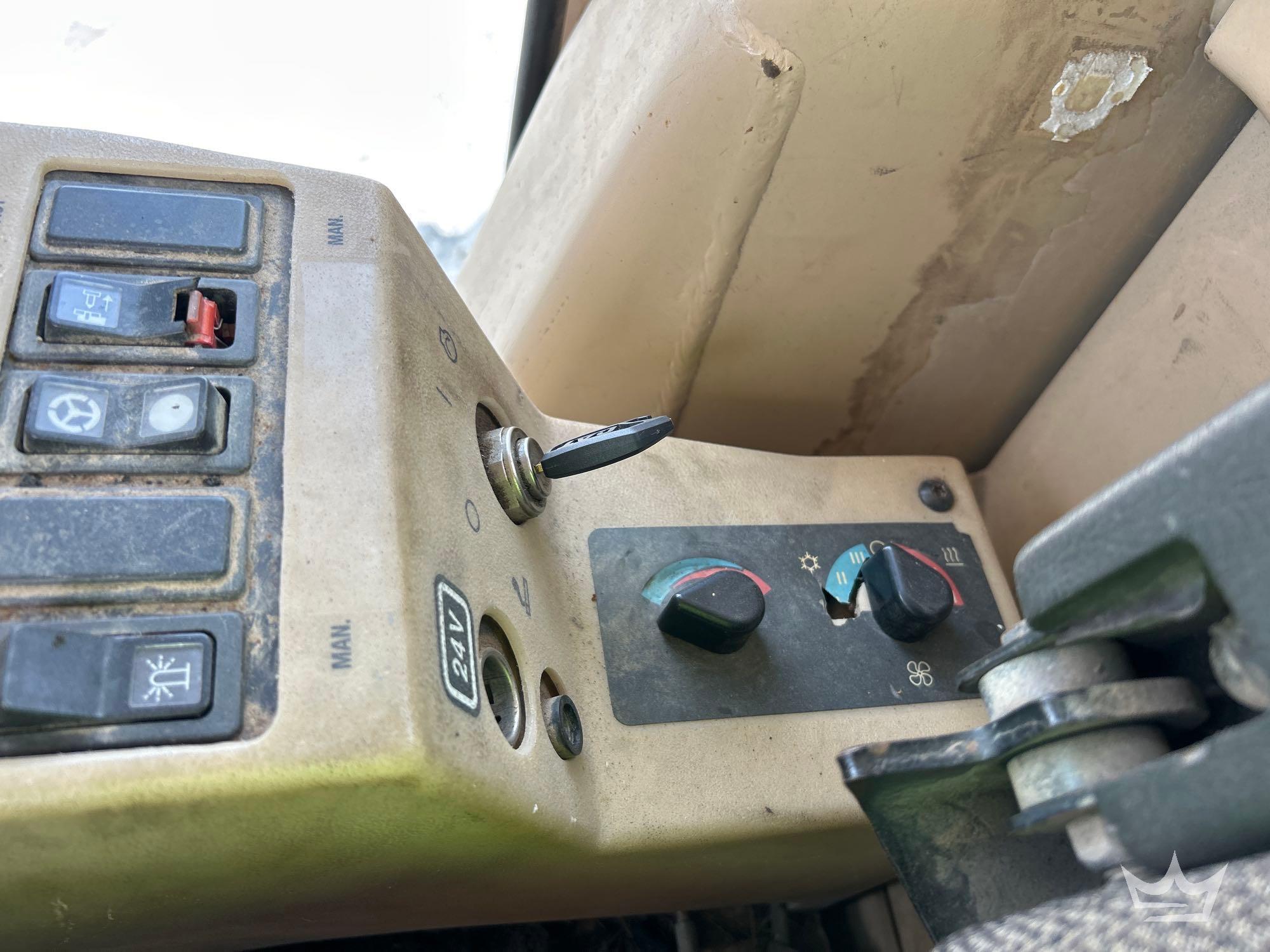 2002 Caterpillar 120H