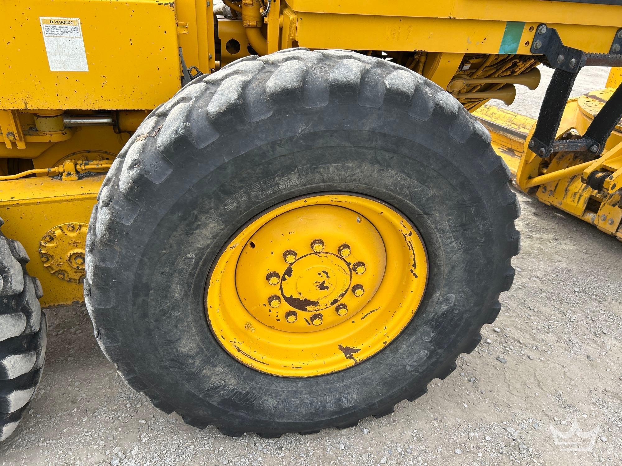 2002 Caterpillar 120H