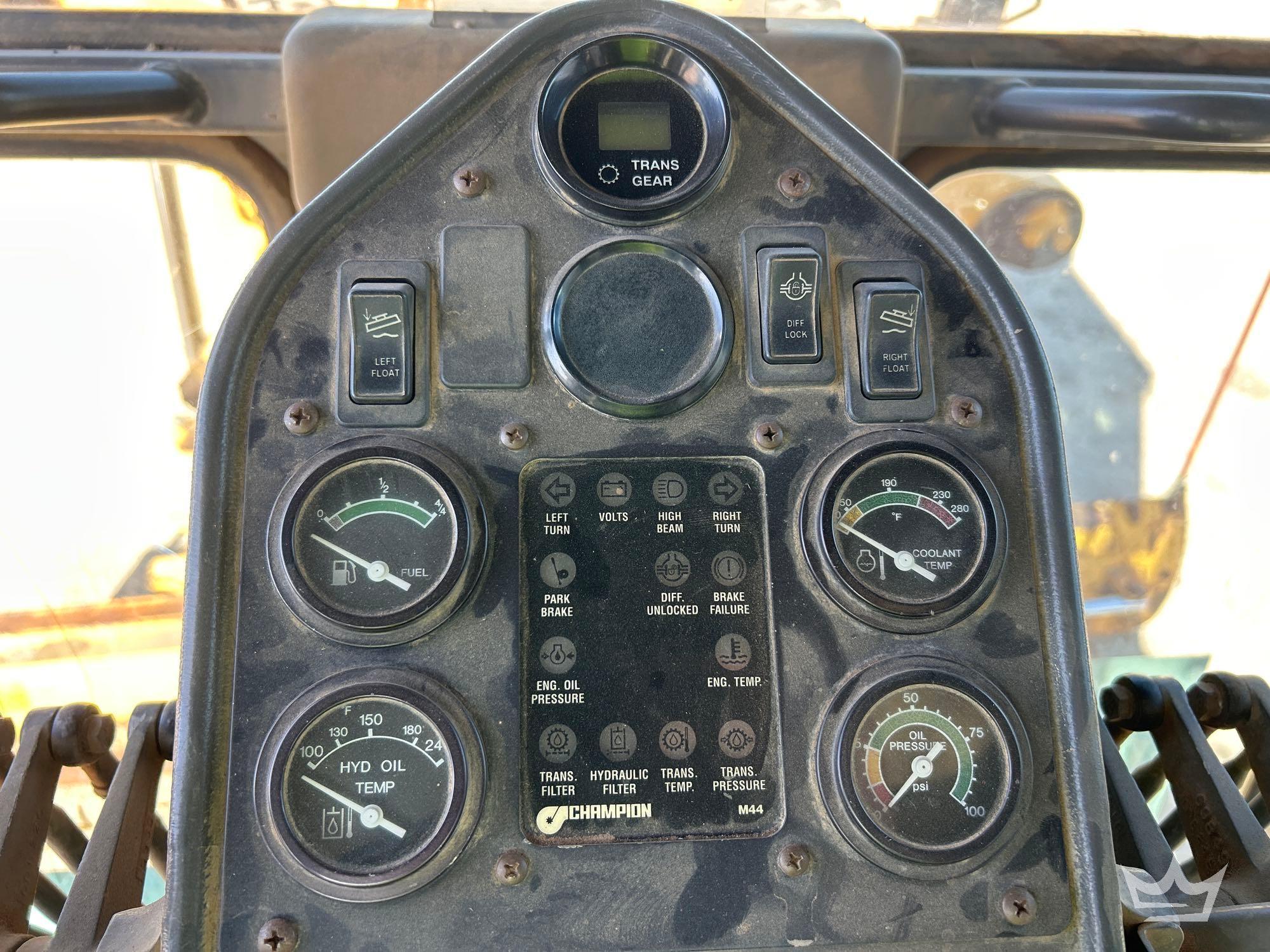 2000 Champion 710A
