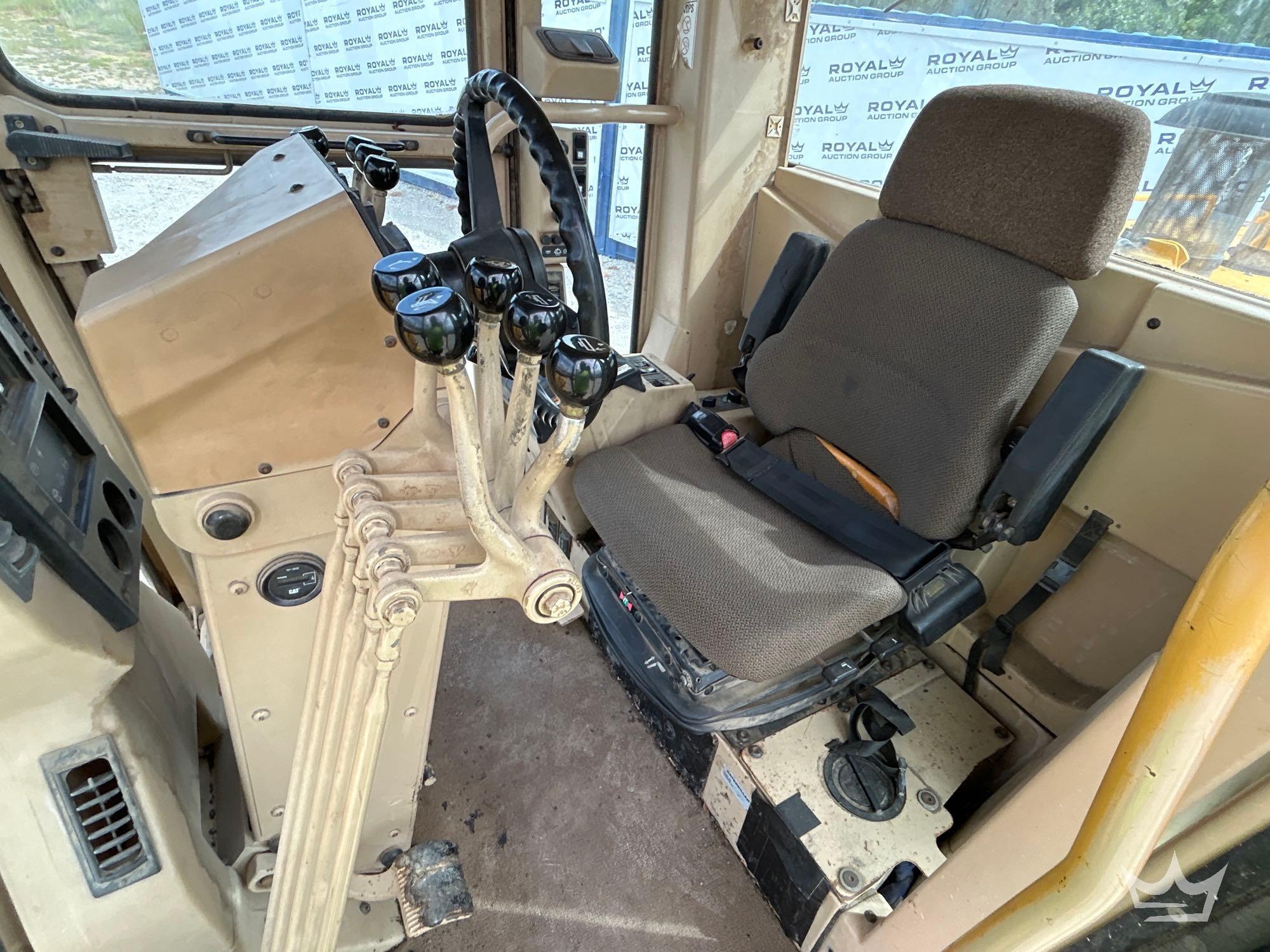2002 Caterpillar 120H