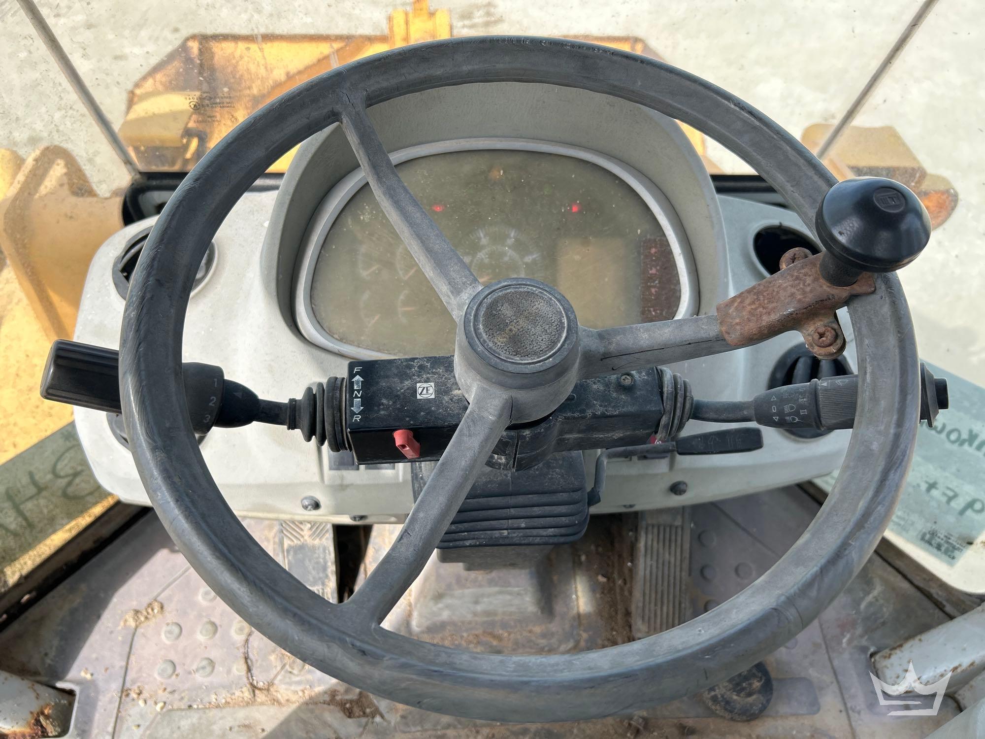 2006 Hyundai HL7577