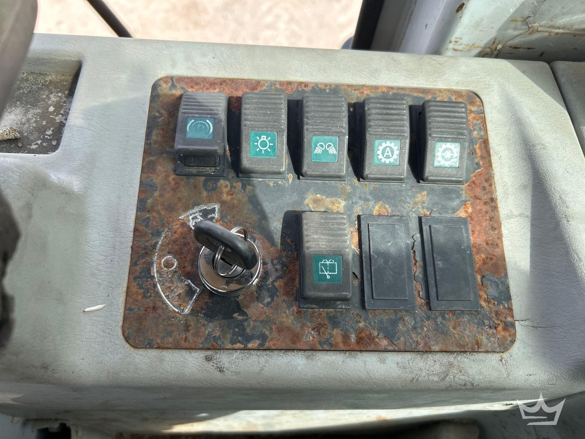 2006 Hyundai HL7577