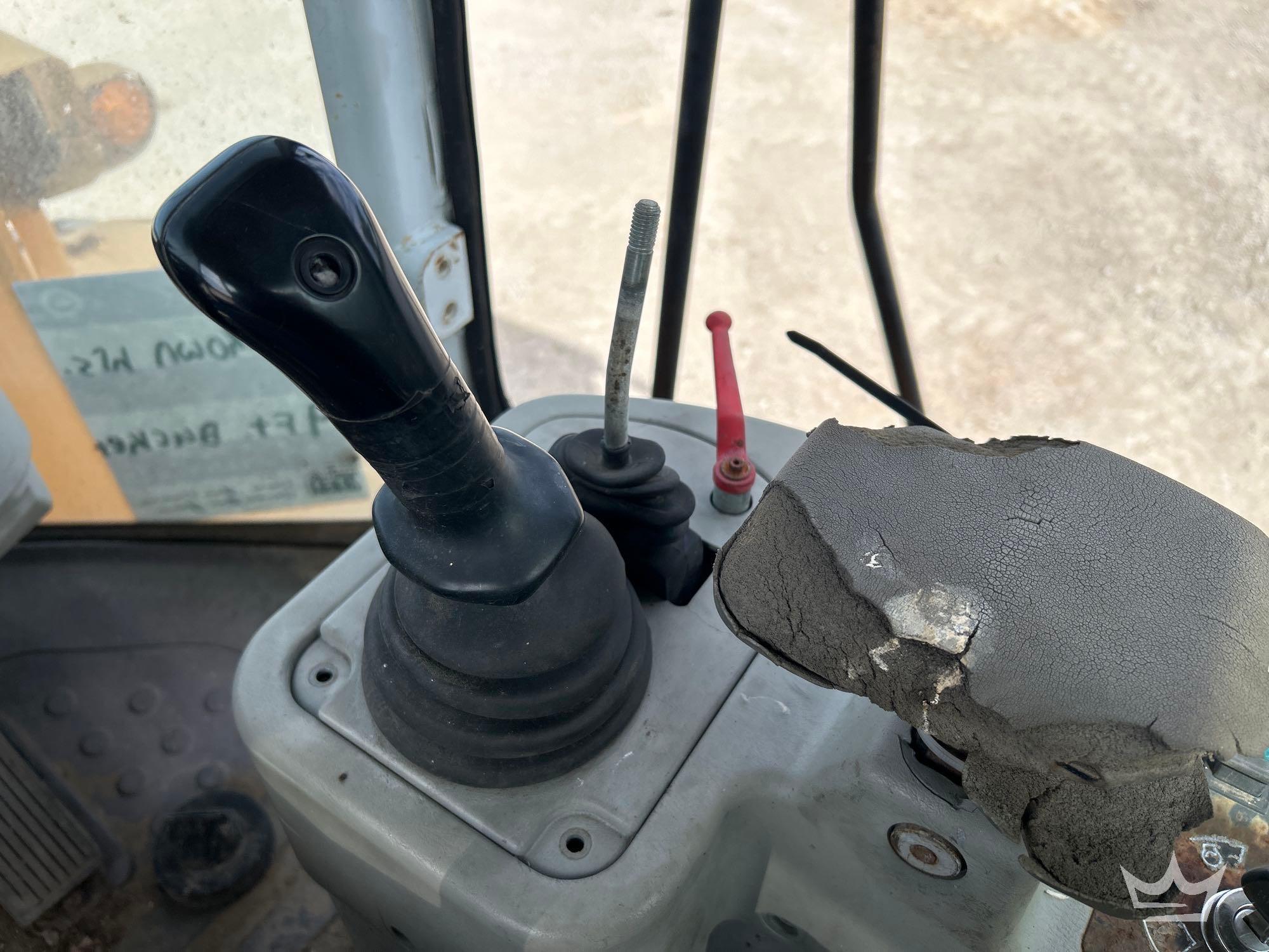 2006 Hyundai HL7577