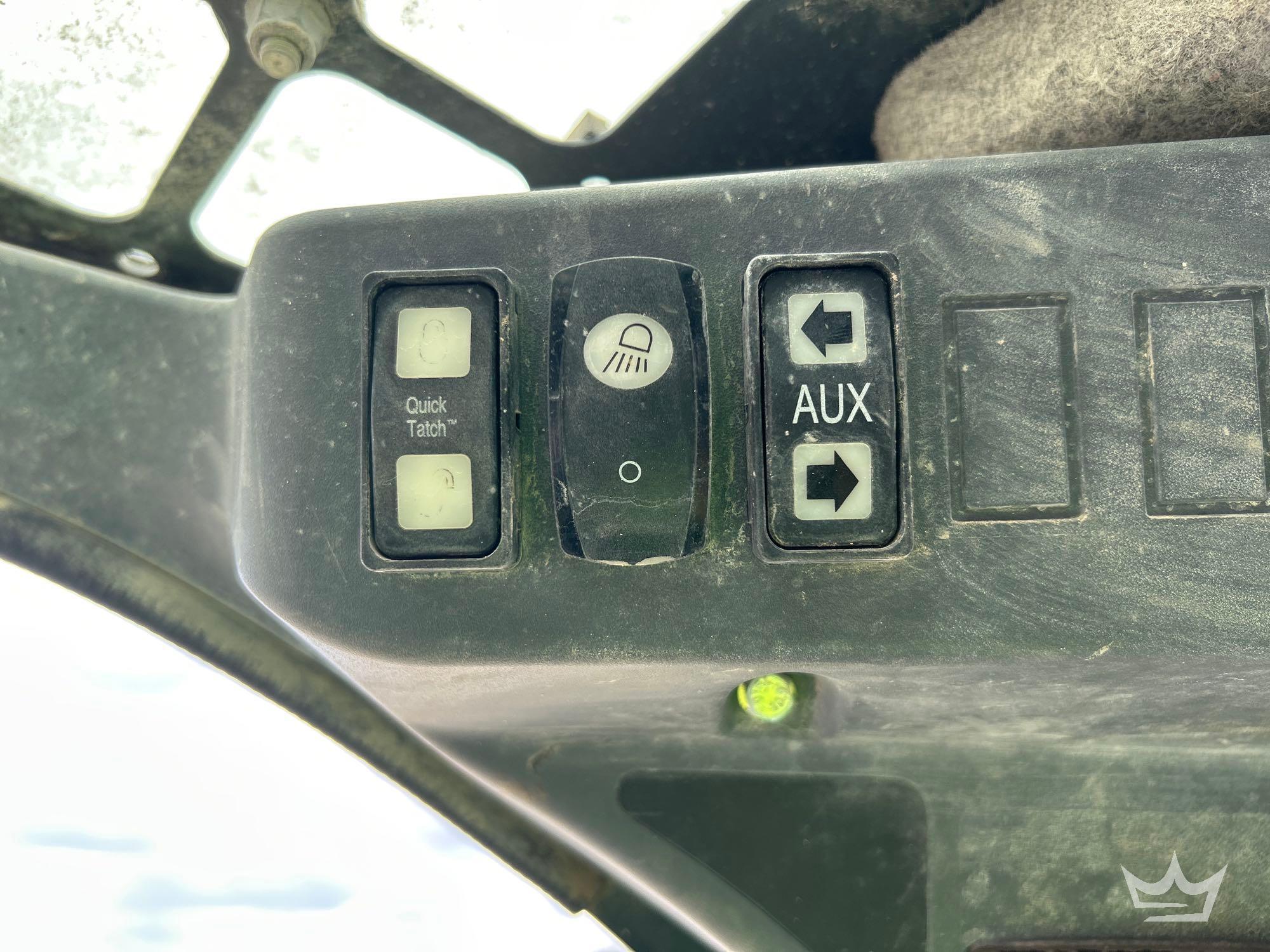 2022 John Deere 325G