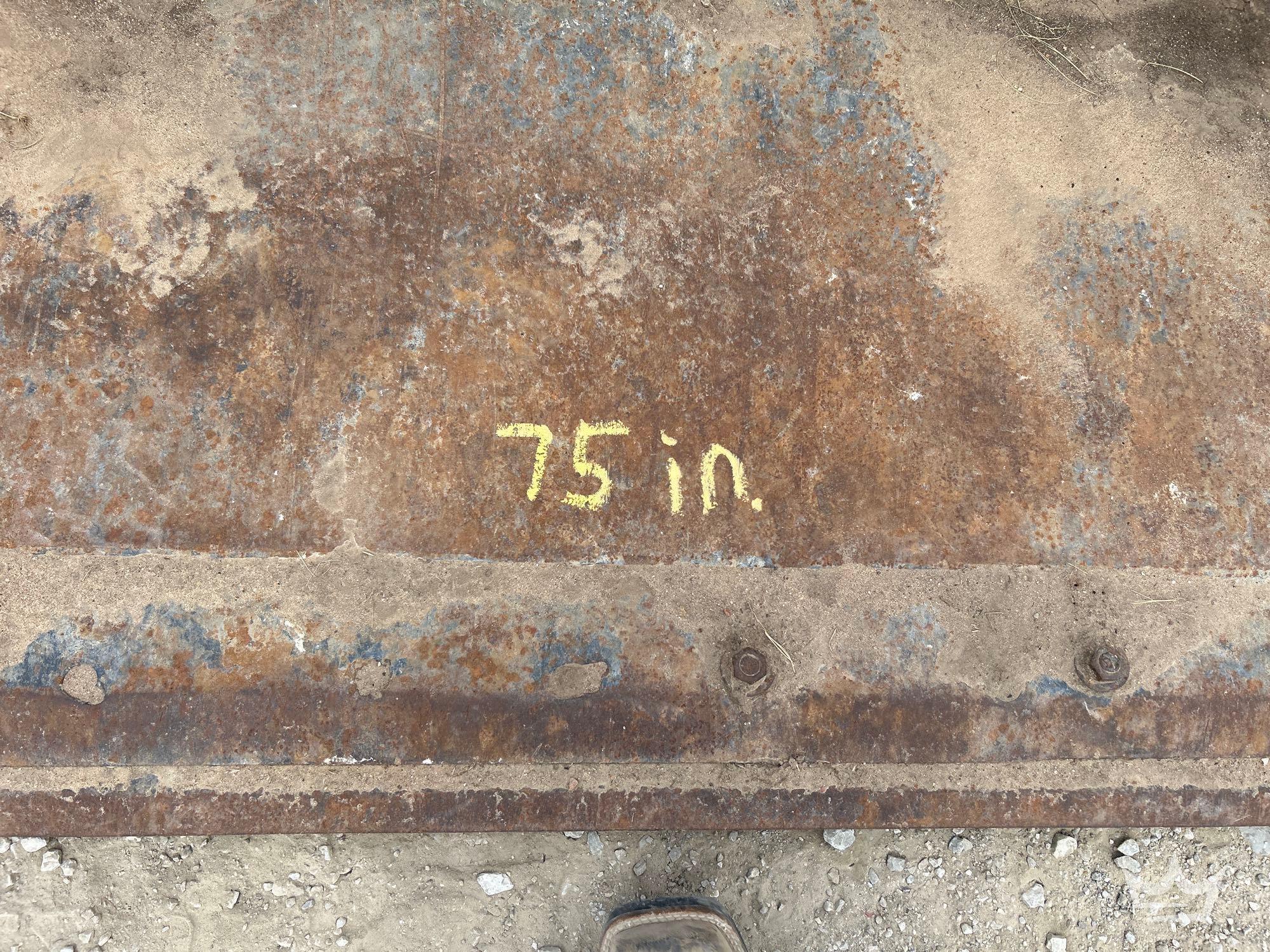 2022 John Deere 325G