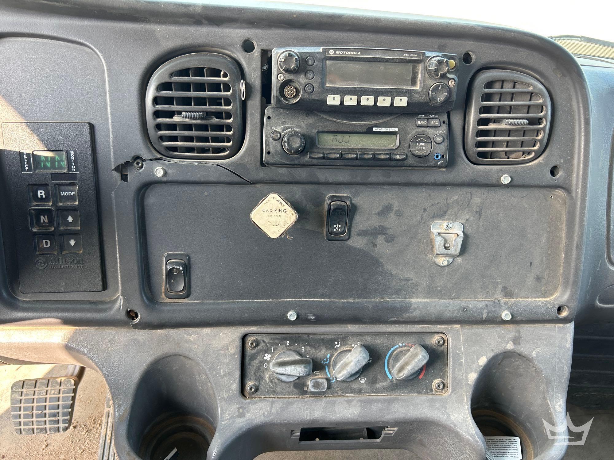 2012 Freightliner M2 106
