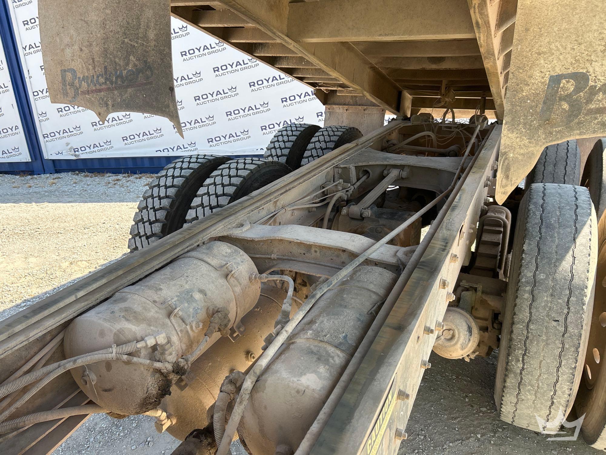 1994 Mack DM690S