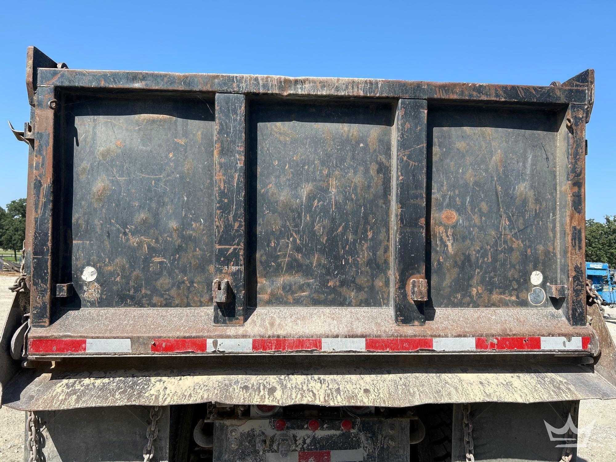 1994 Mack DM690S
