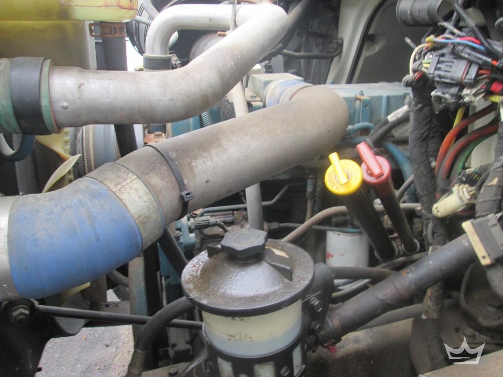 2004 International 7400