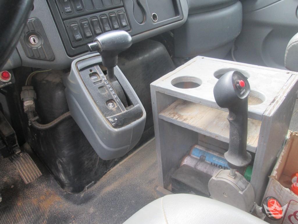 2004 International 7400