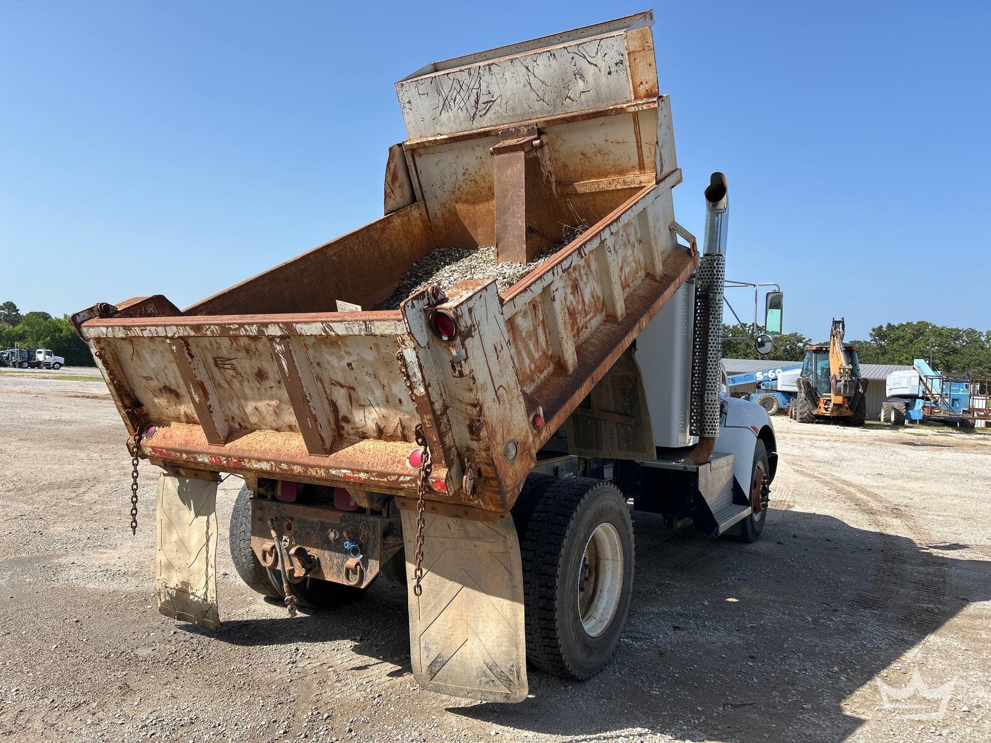 2009 Kenworth T300