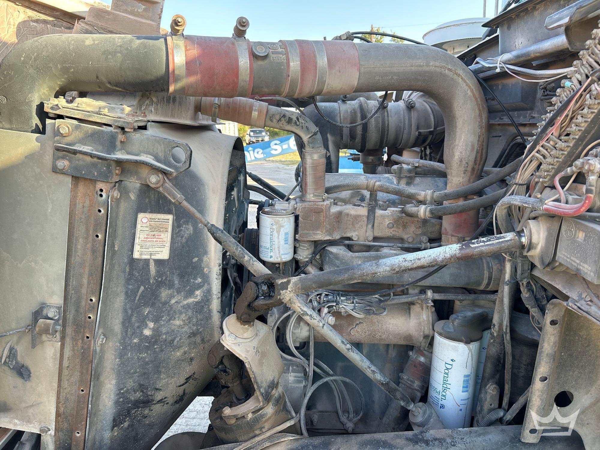 1994 Mack DM690S