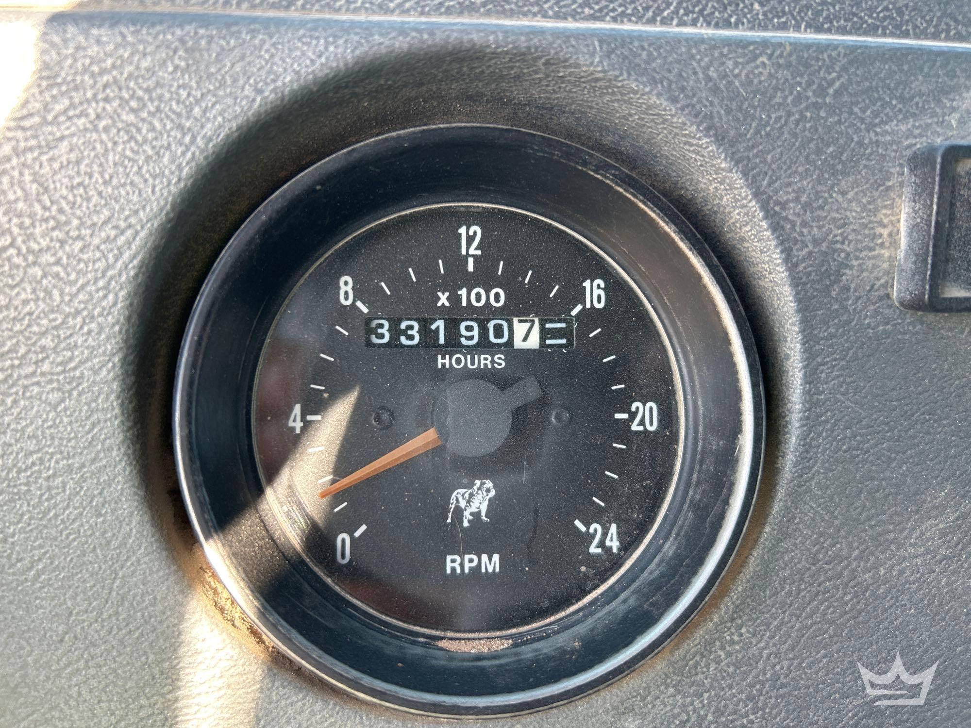 1994 Mack DM690S