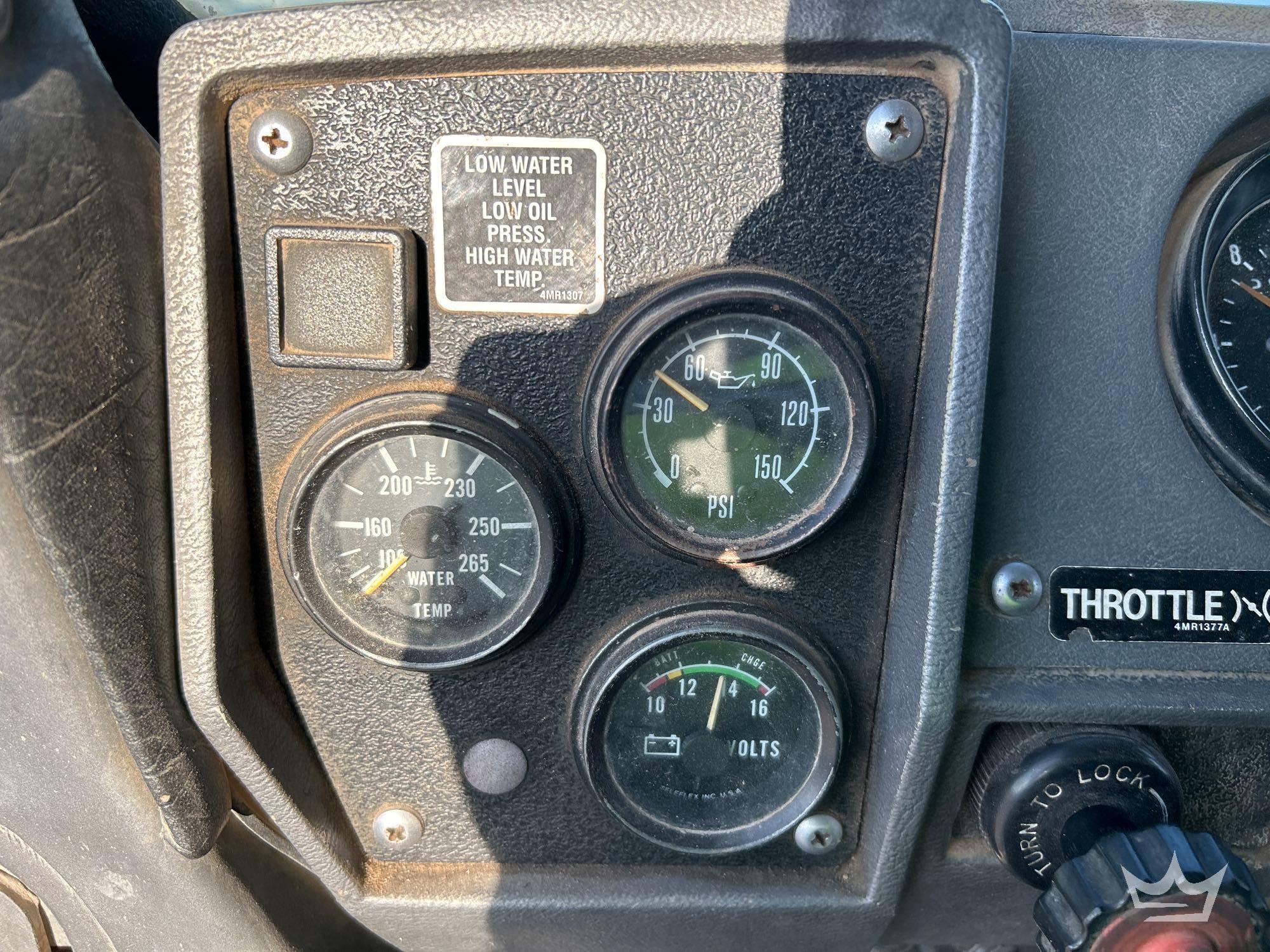 1994 Mack DM690S