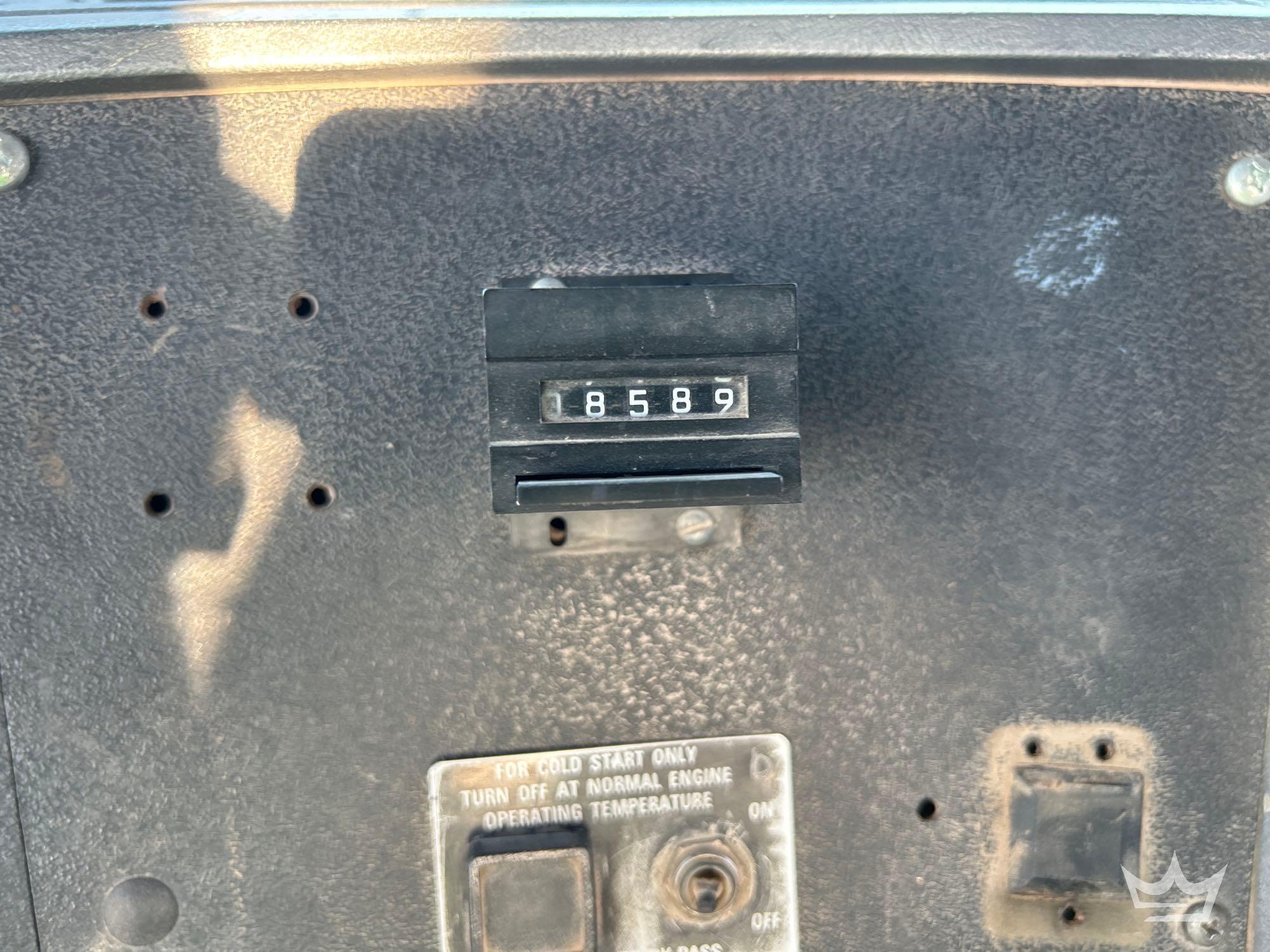 1994 Mack DM690S