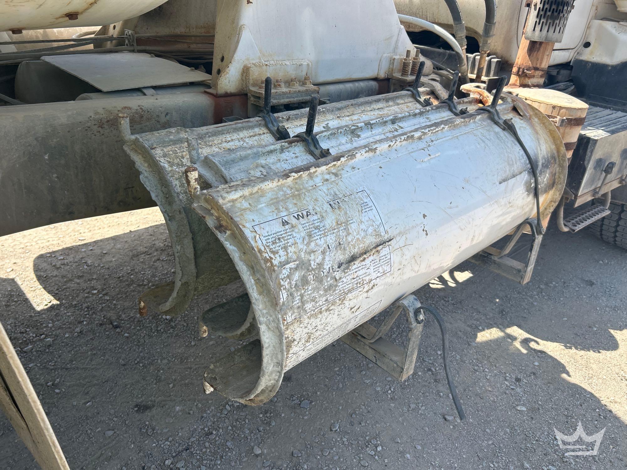 1994 Mack DM690S