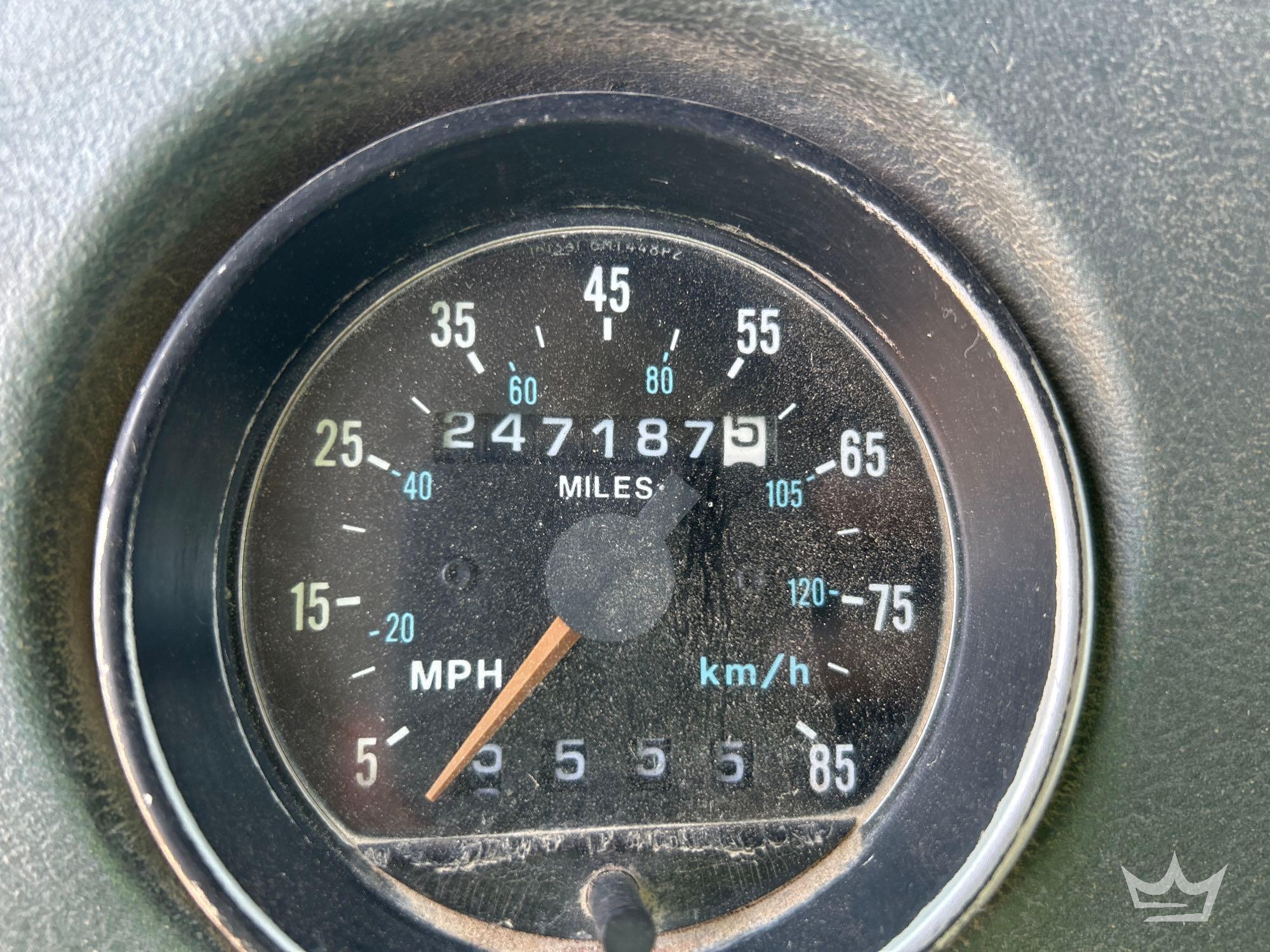 1994 Mack DM690S