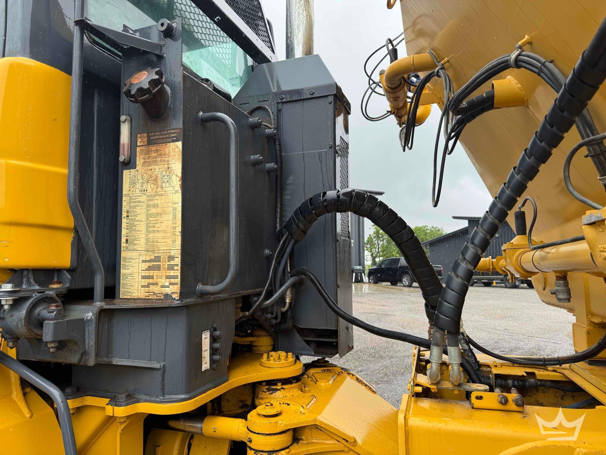 2013 John Deere 250D