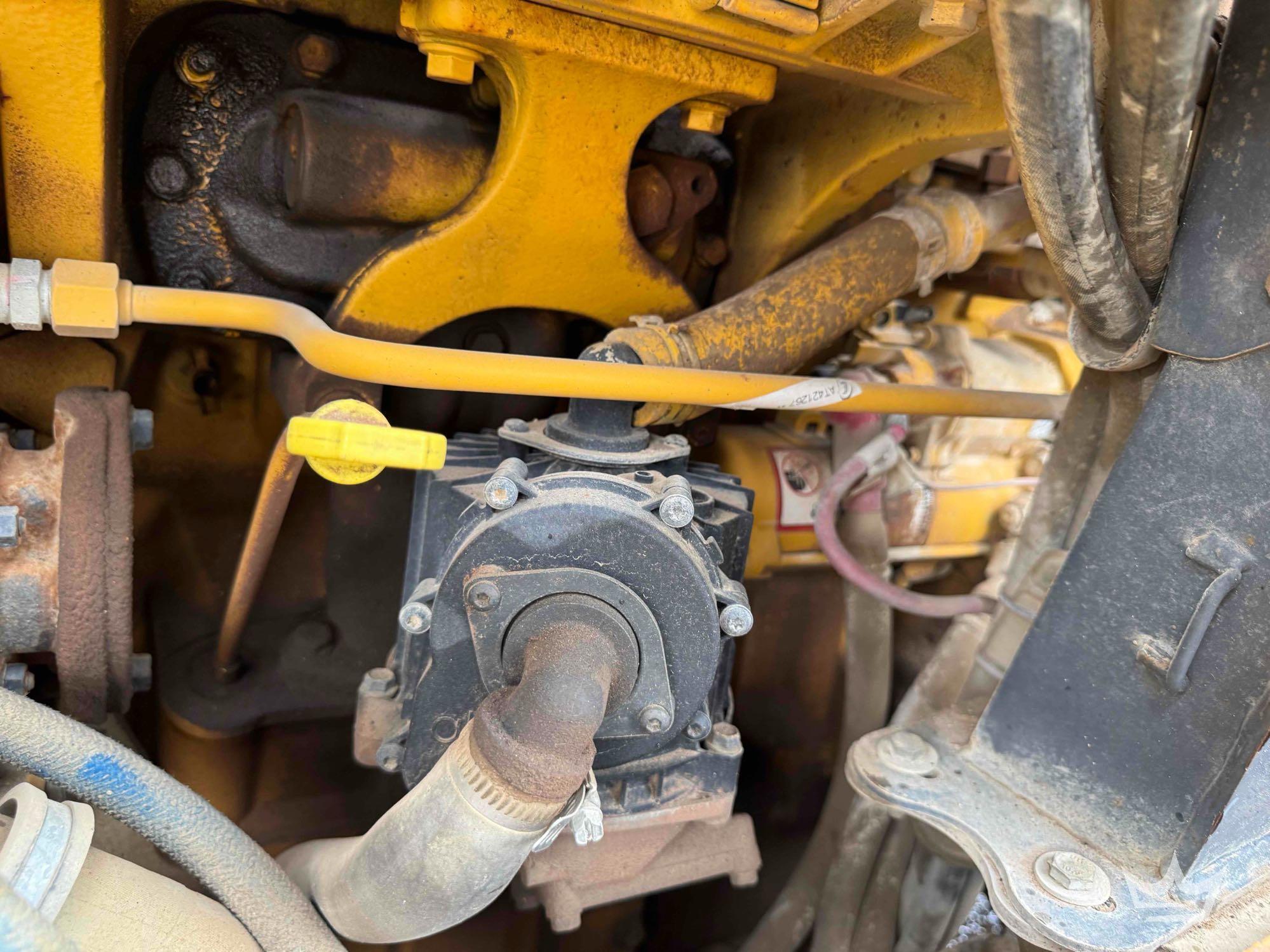 2013 John Deere 250D