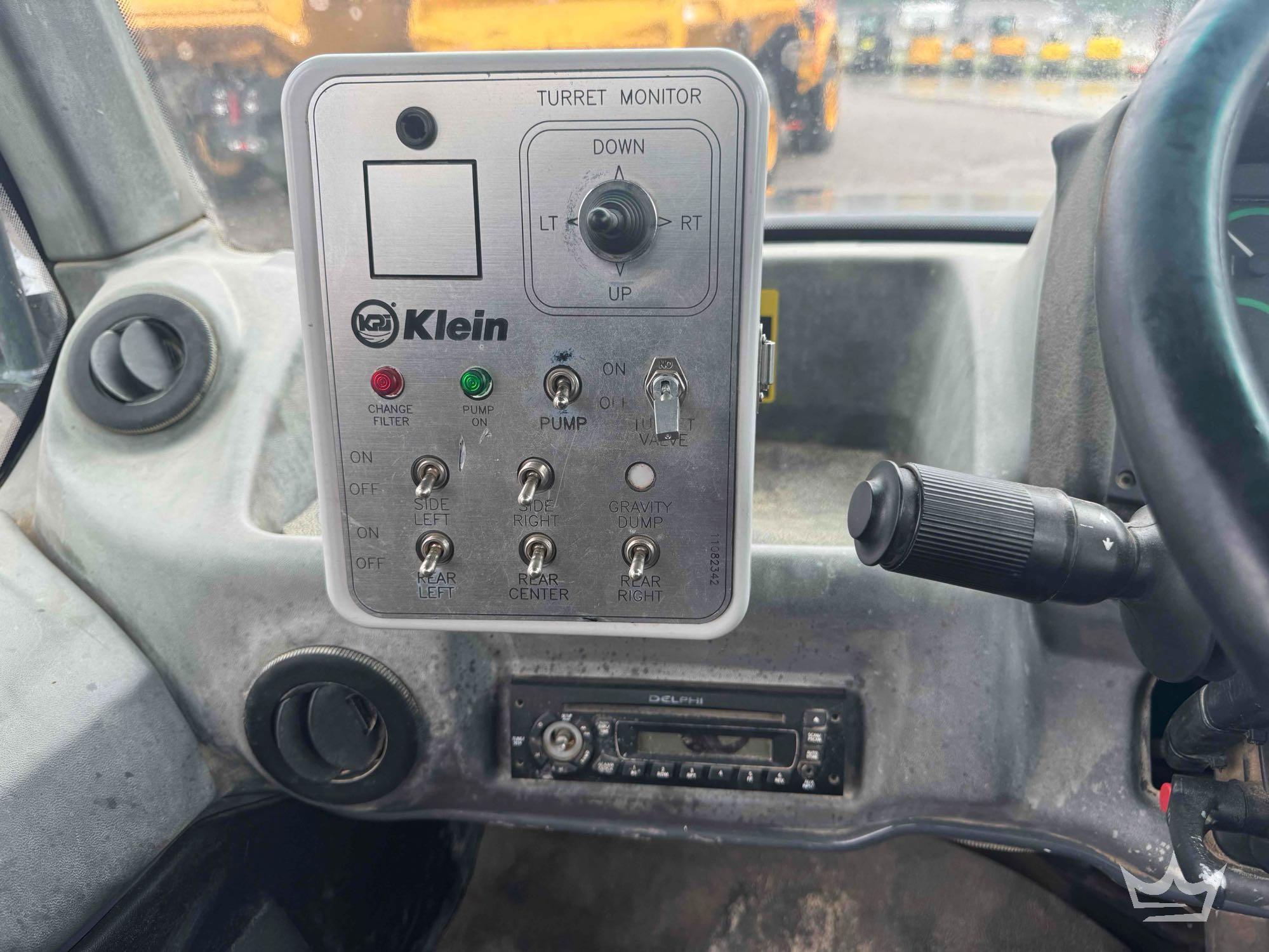 2013 John Deere 250D