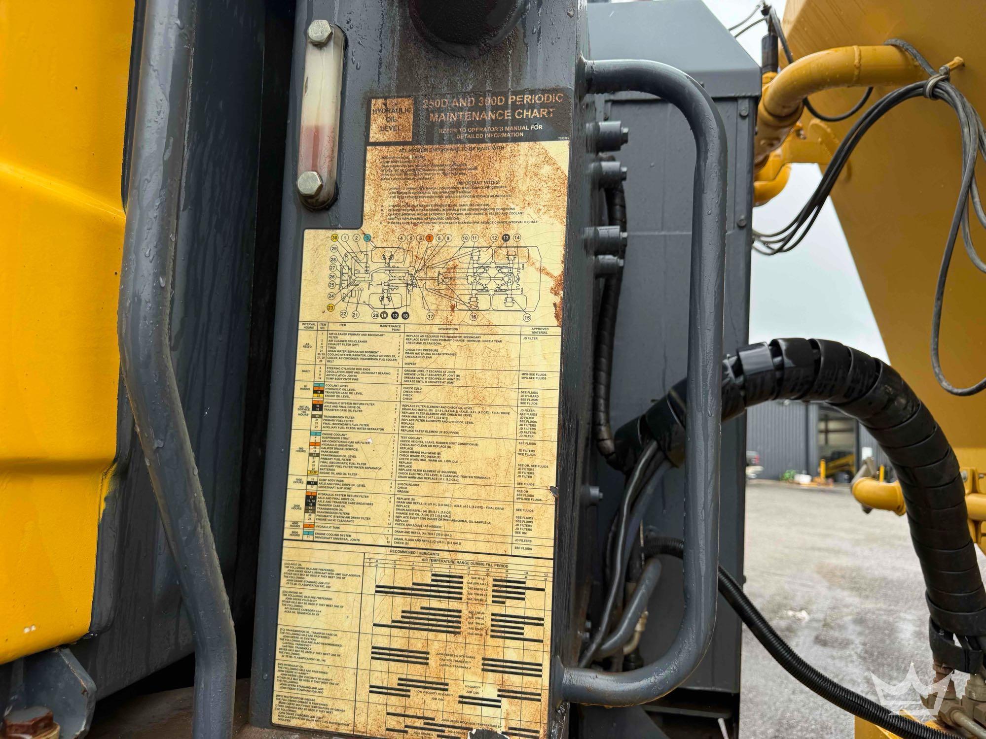 2013 John Deere 250D