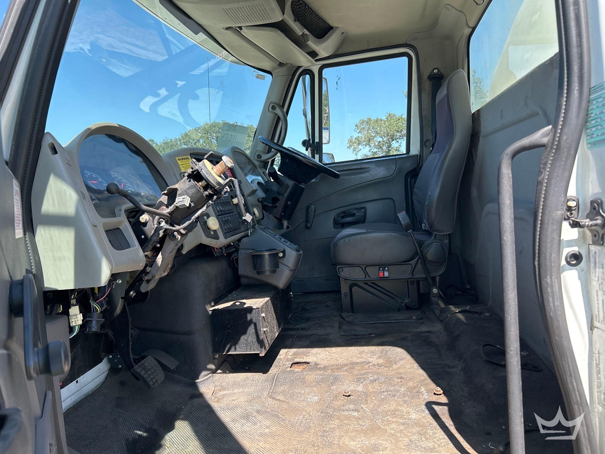 2010 International 4300