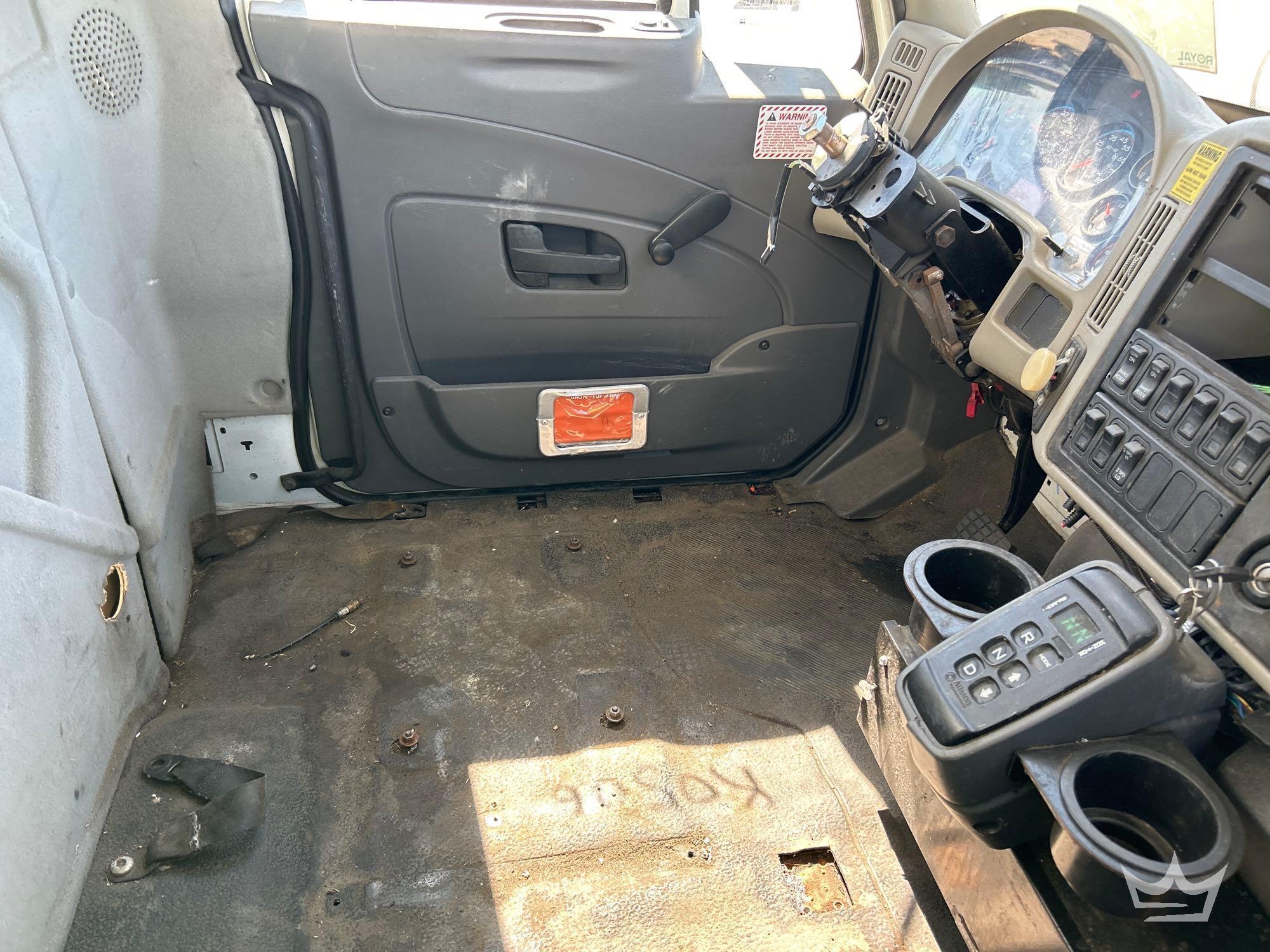 2010 International 4300