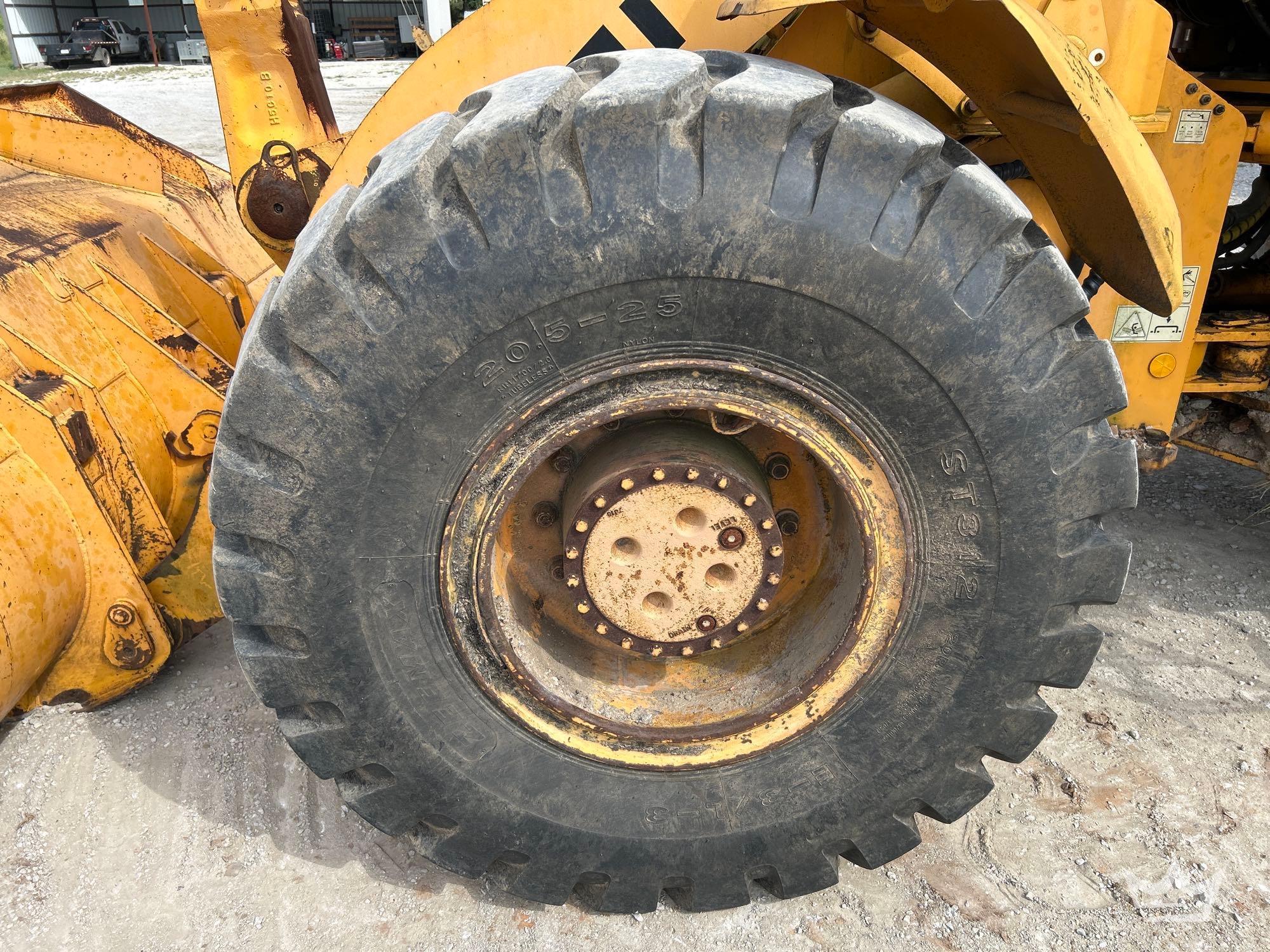 2006 Hyundai HL7577