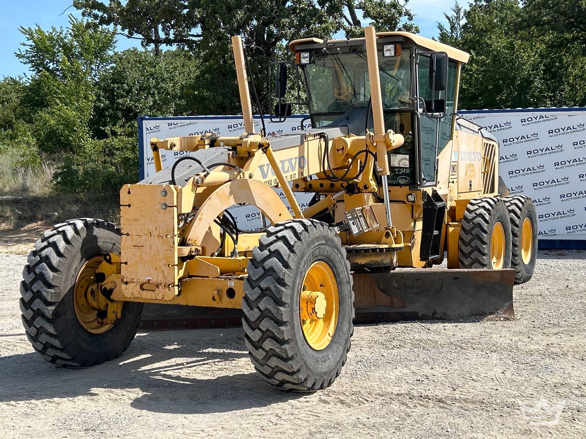 Photo of a 2007 Volvo G930 