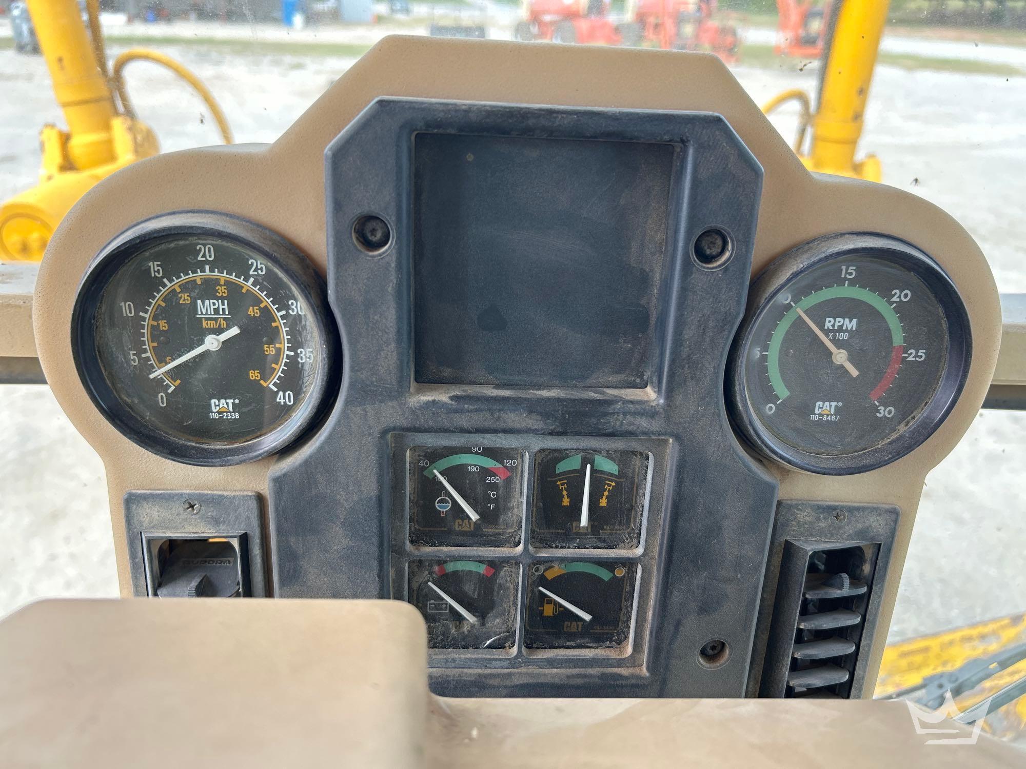 2002 Caterpillar 120H