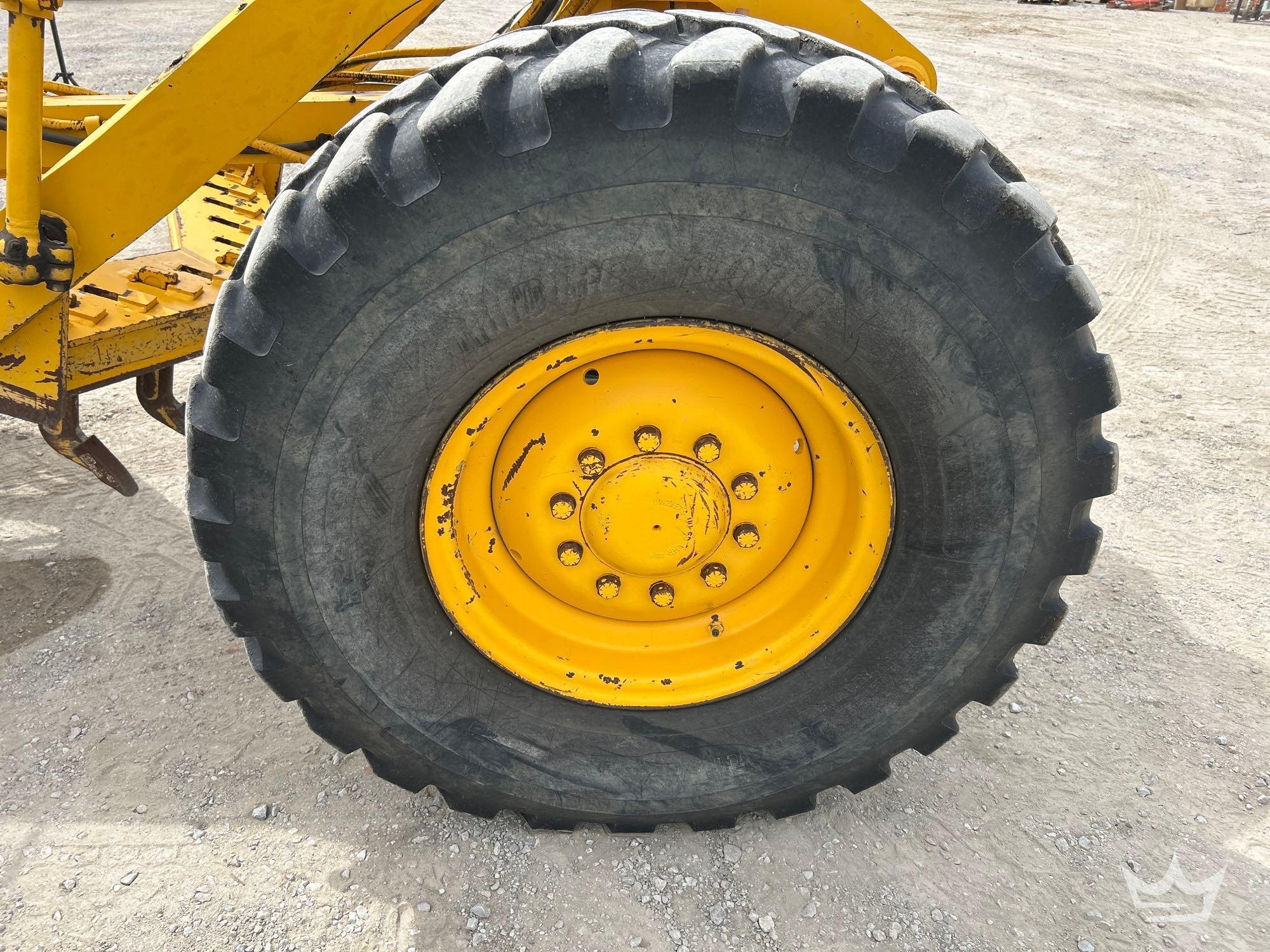 2002 Caterpillar 120H