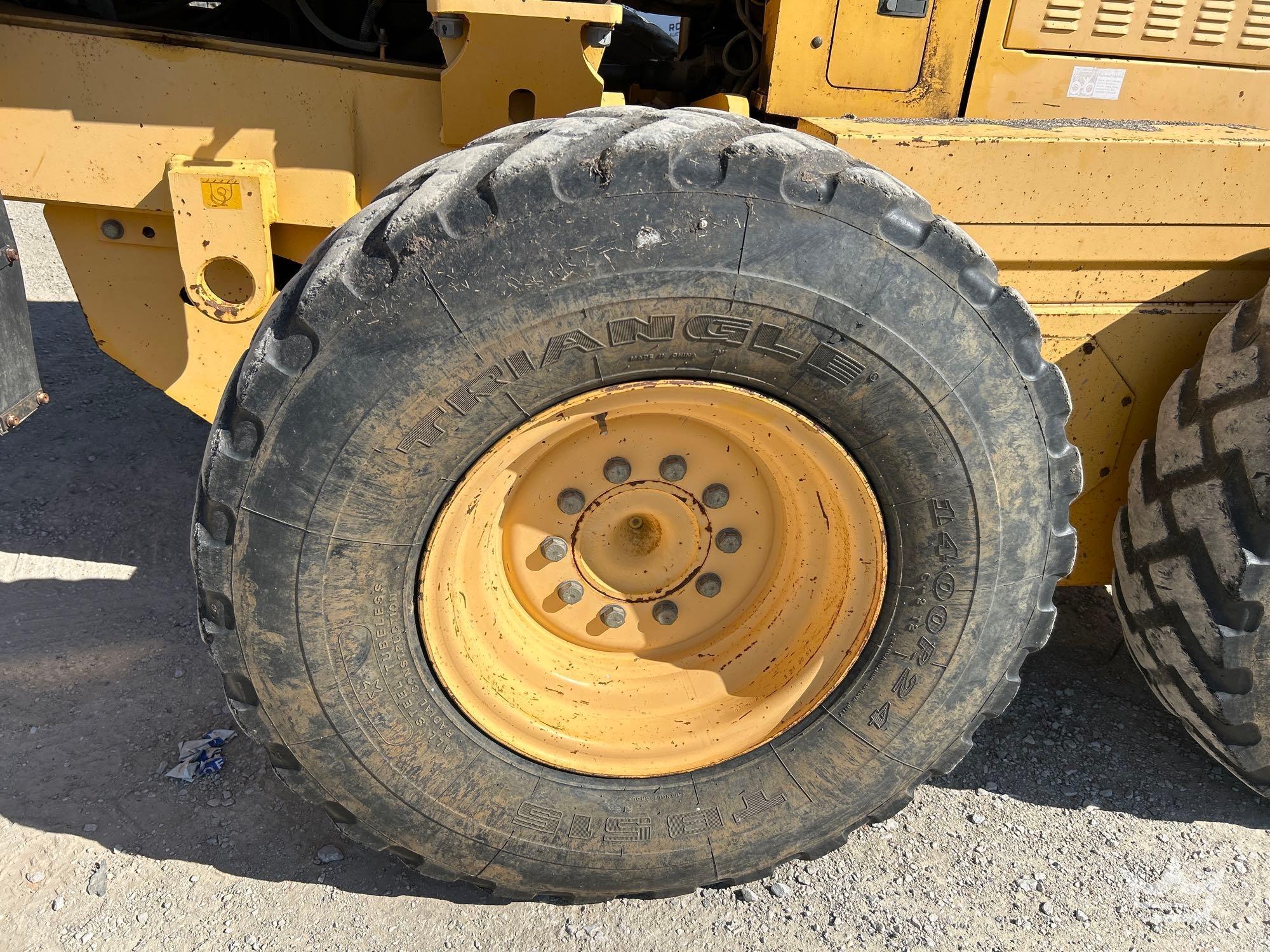 2000 Champion 710A