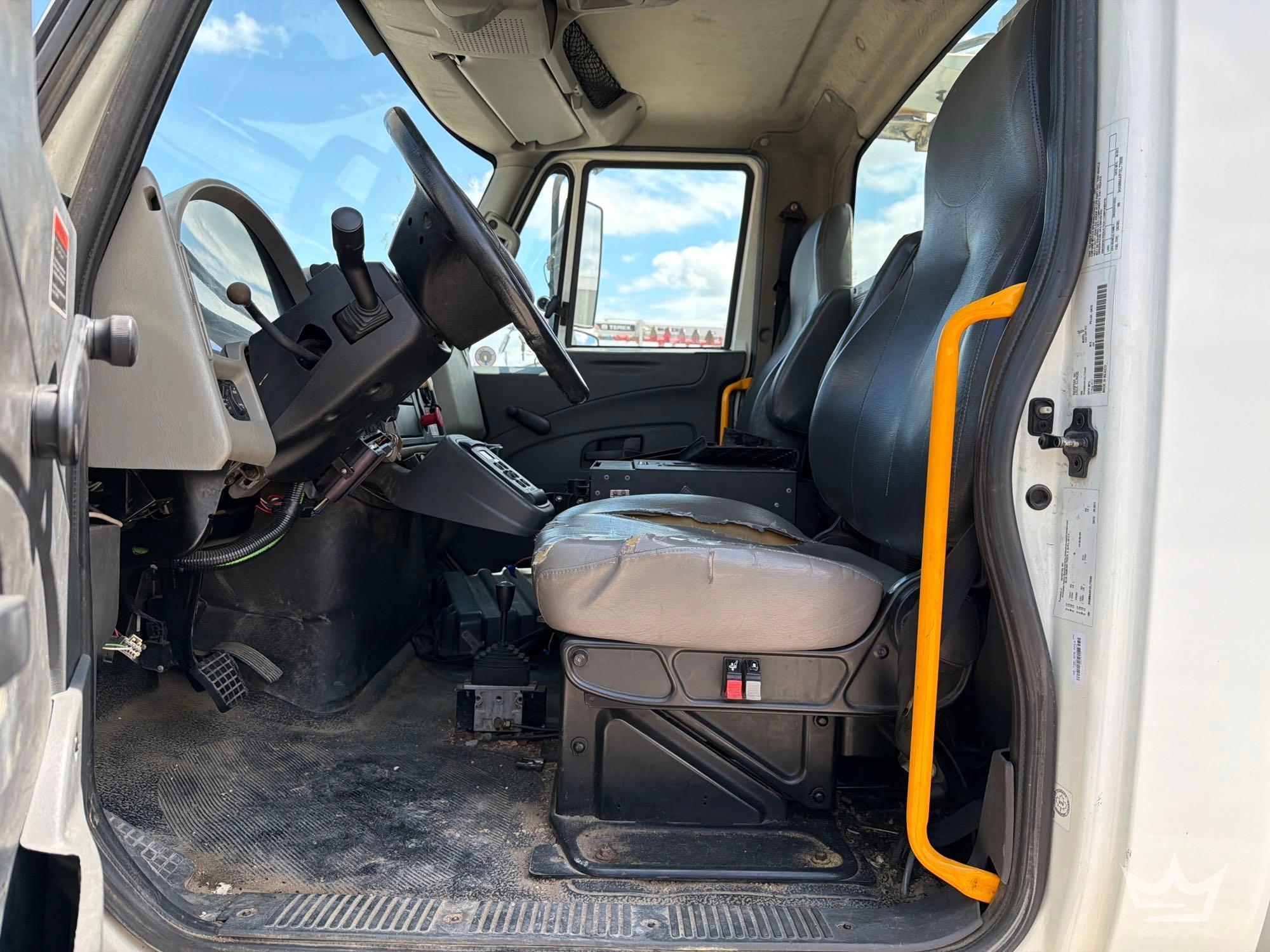2014 International DuraStar 4300