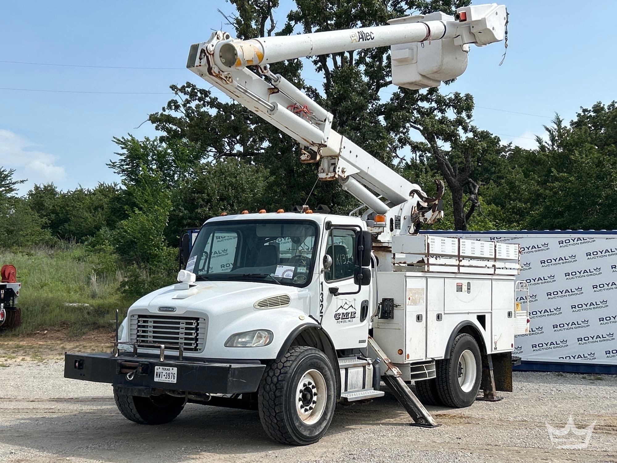 2012 Freightliner M2 106
