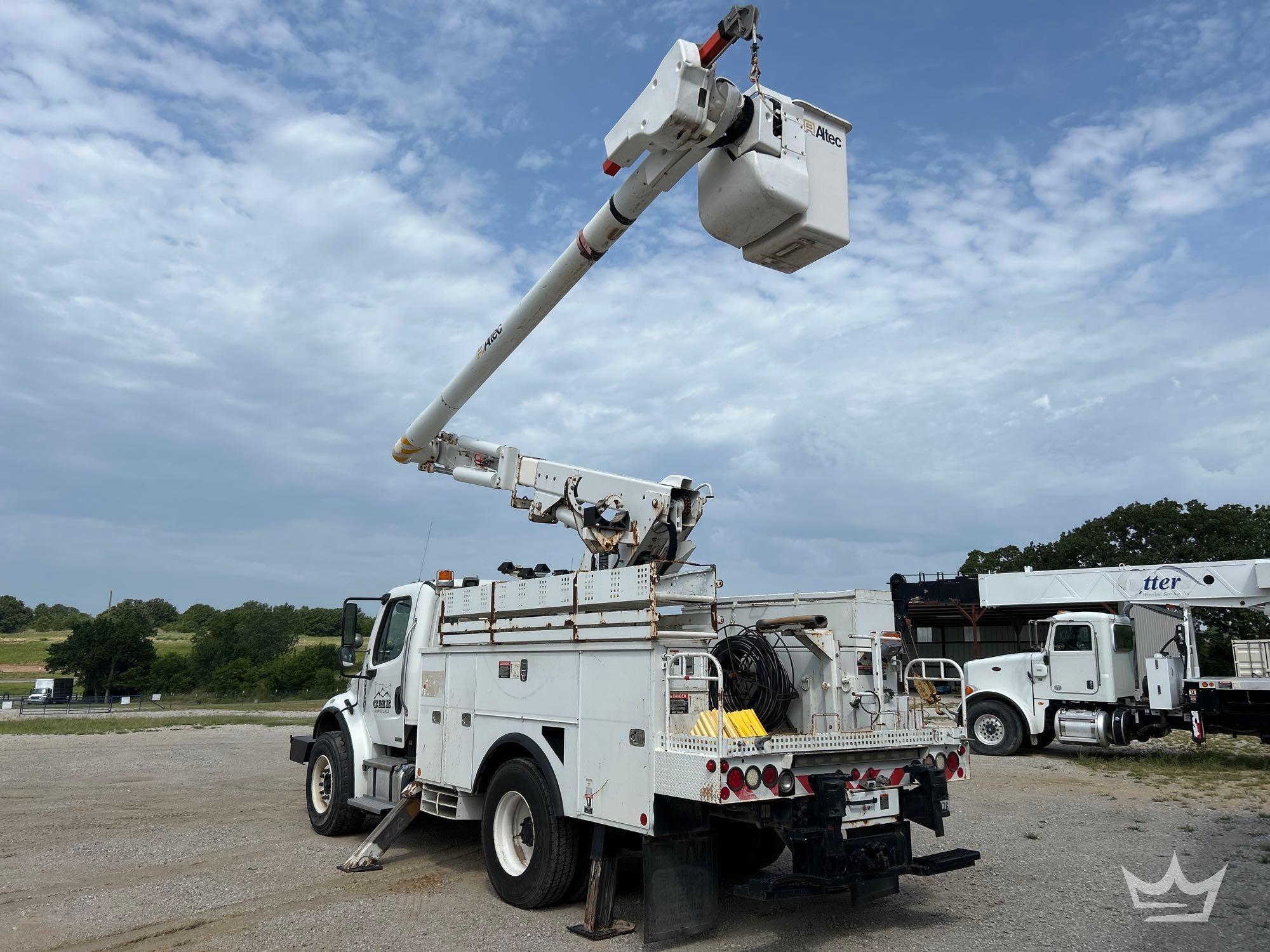 2012 Freightliner M2 106